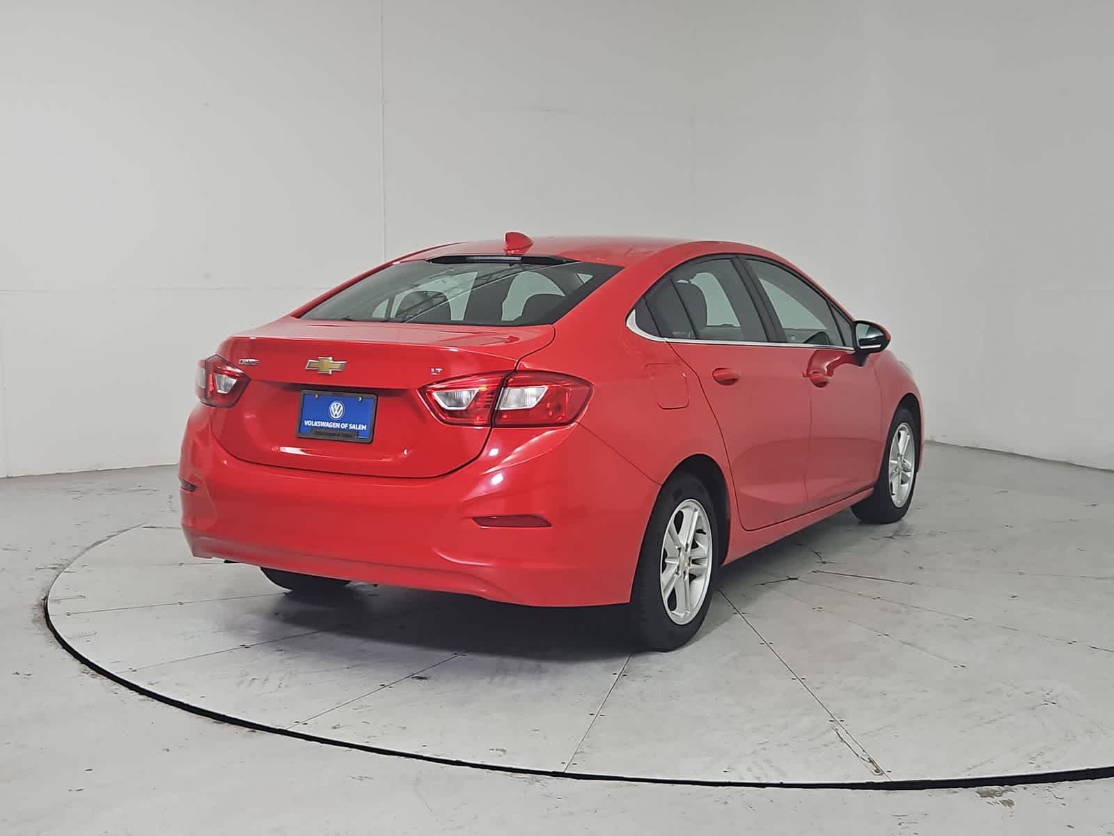 Thumbnail: 2018 Chevrolet Cruze - 6