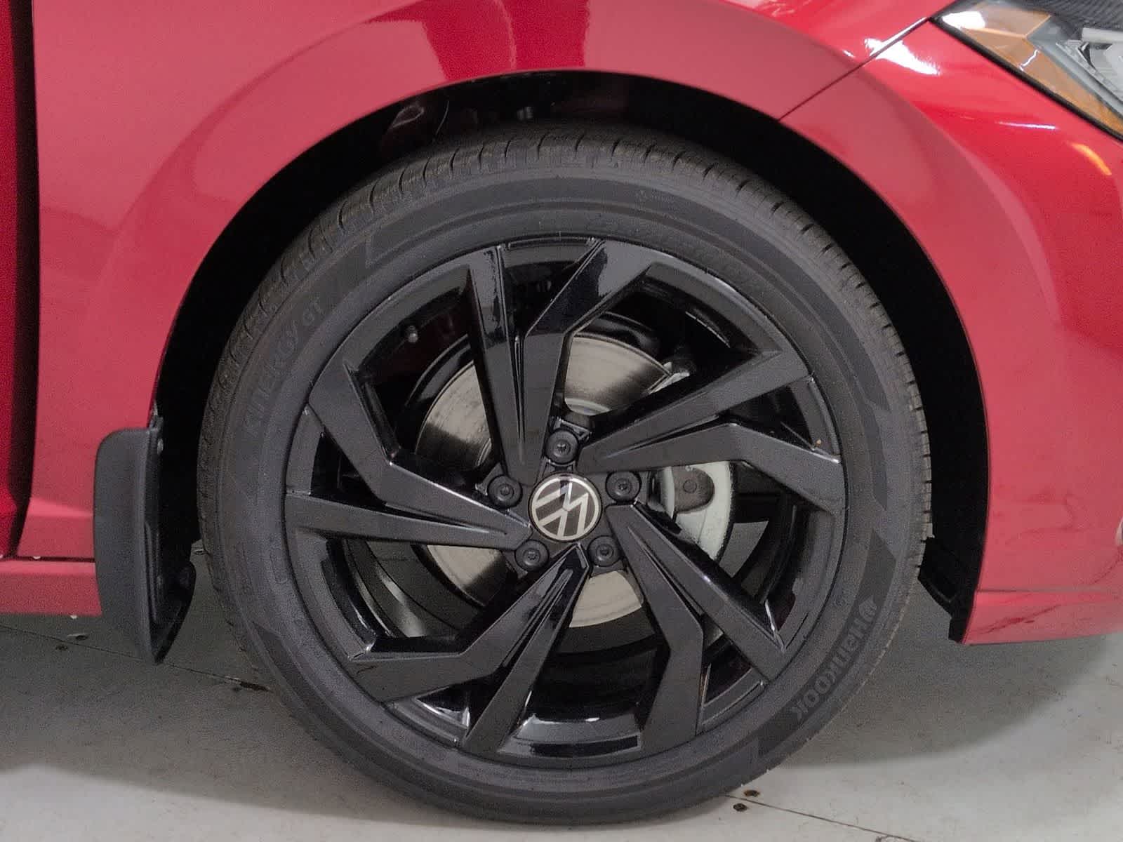 Thumbnail: 2026 Volkswagen Jetta - 13