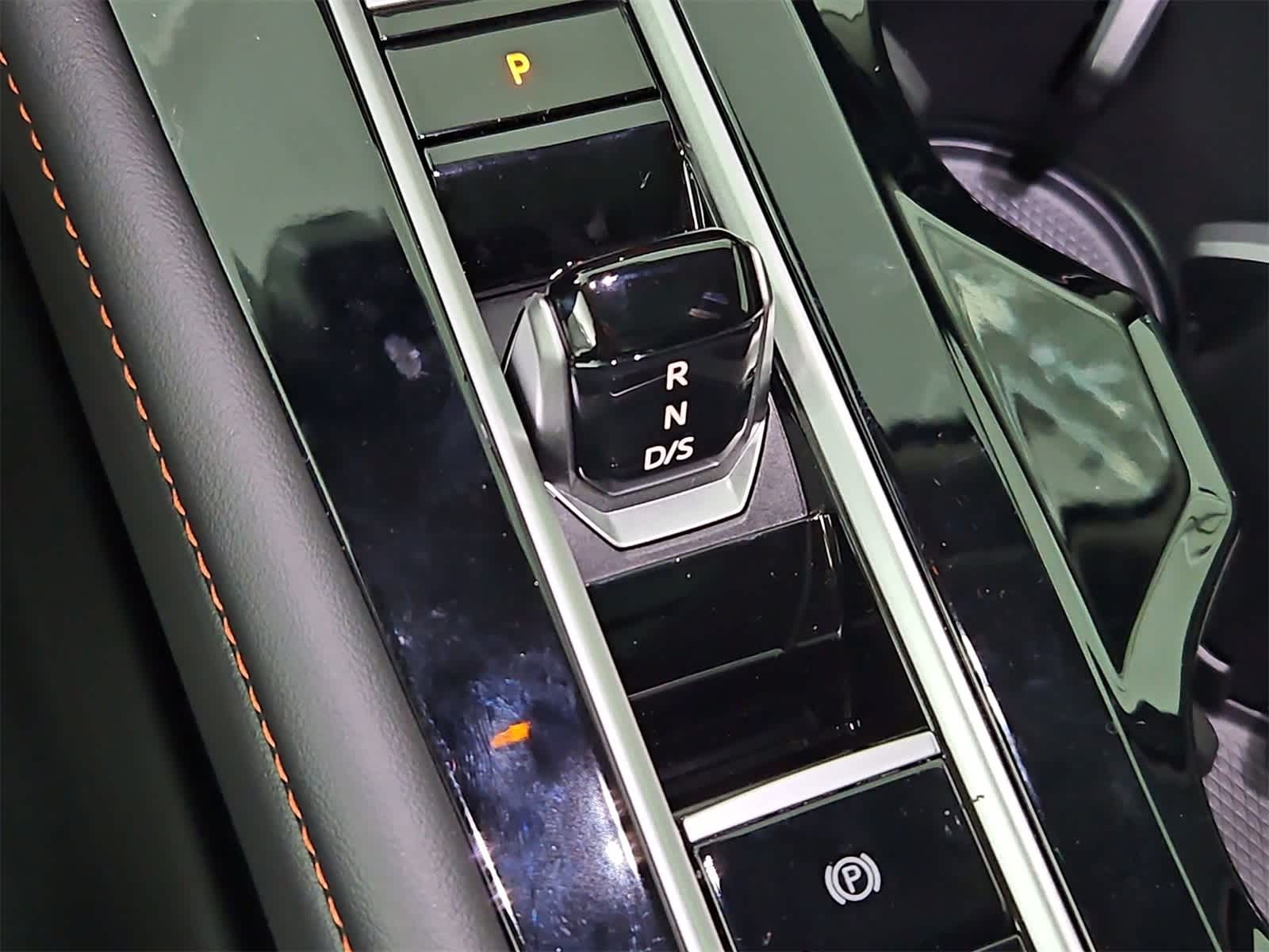 Thumbnail: 2025 Volkswagen Atlas - 31