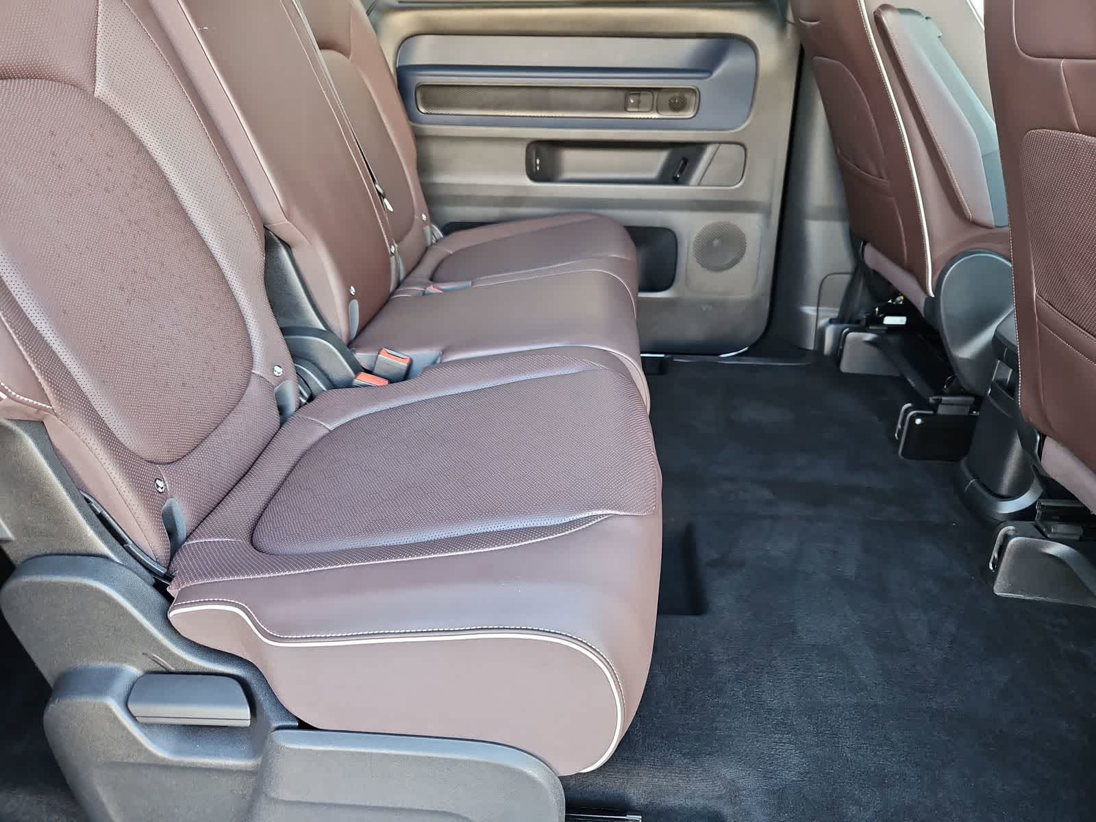 Thumbnail: 2025 Volkswagen ID.Buzz - 20