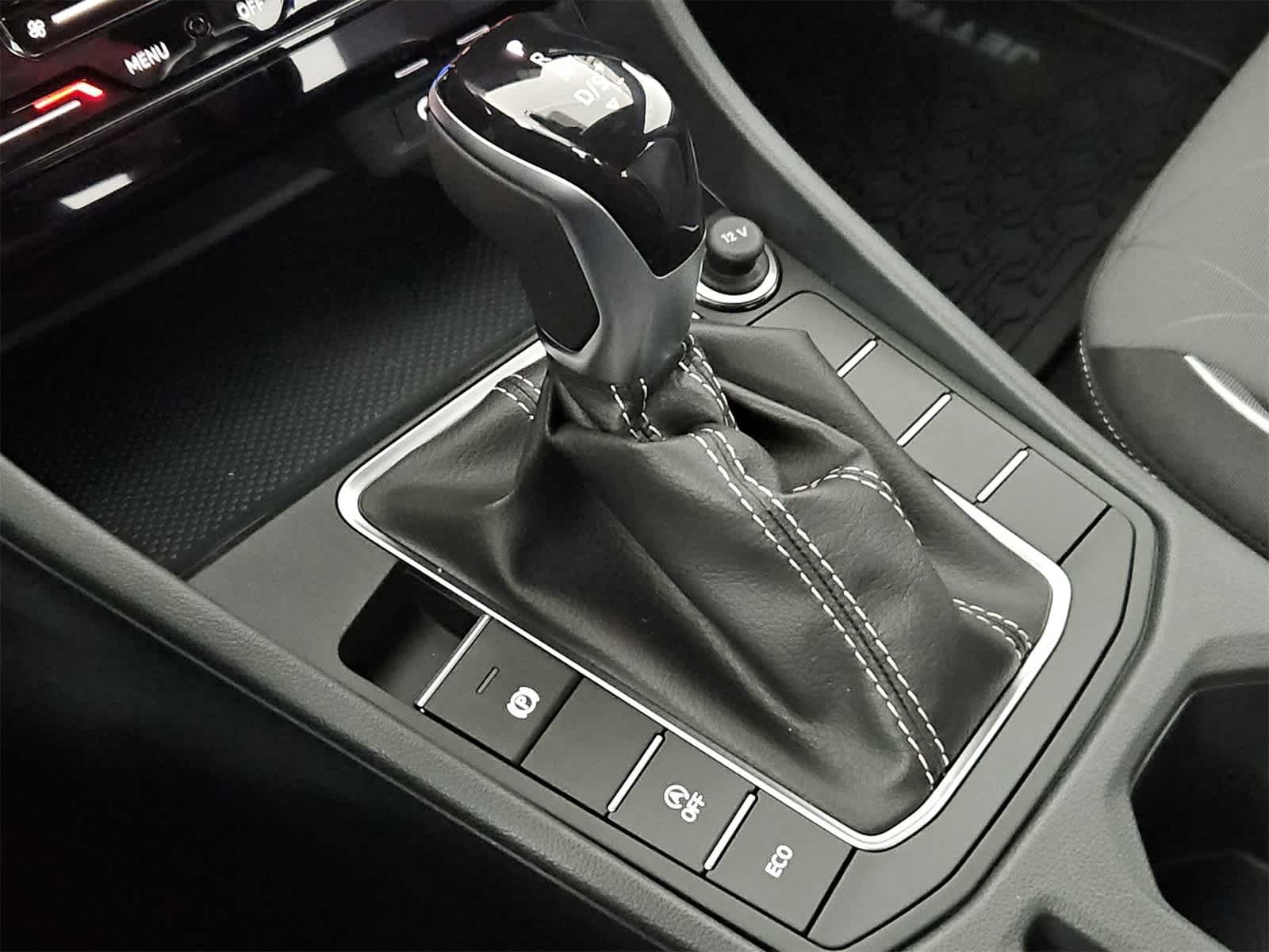 Thumbnail: 2026 Volkswagen Jetta - 32