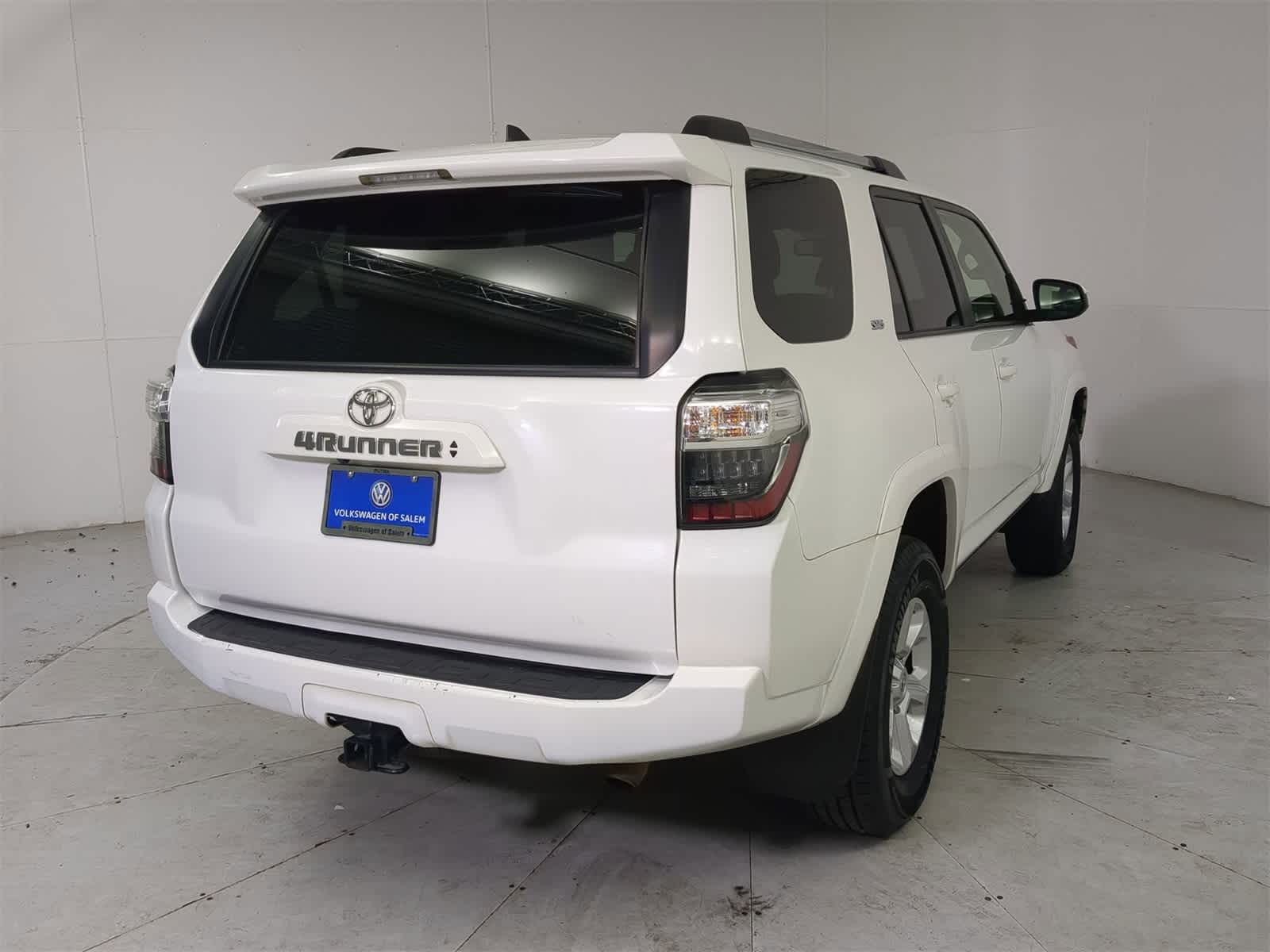 Thumbnail: 2022 Toyota 4Runner - 6