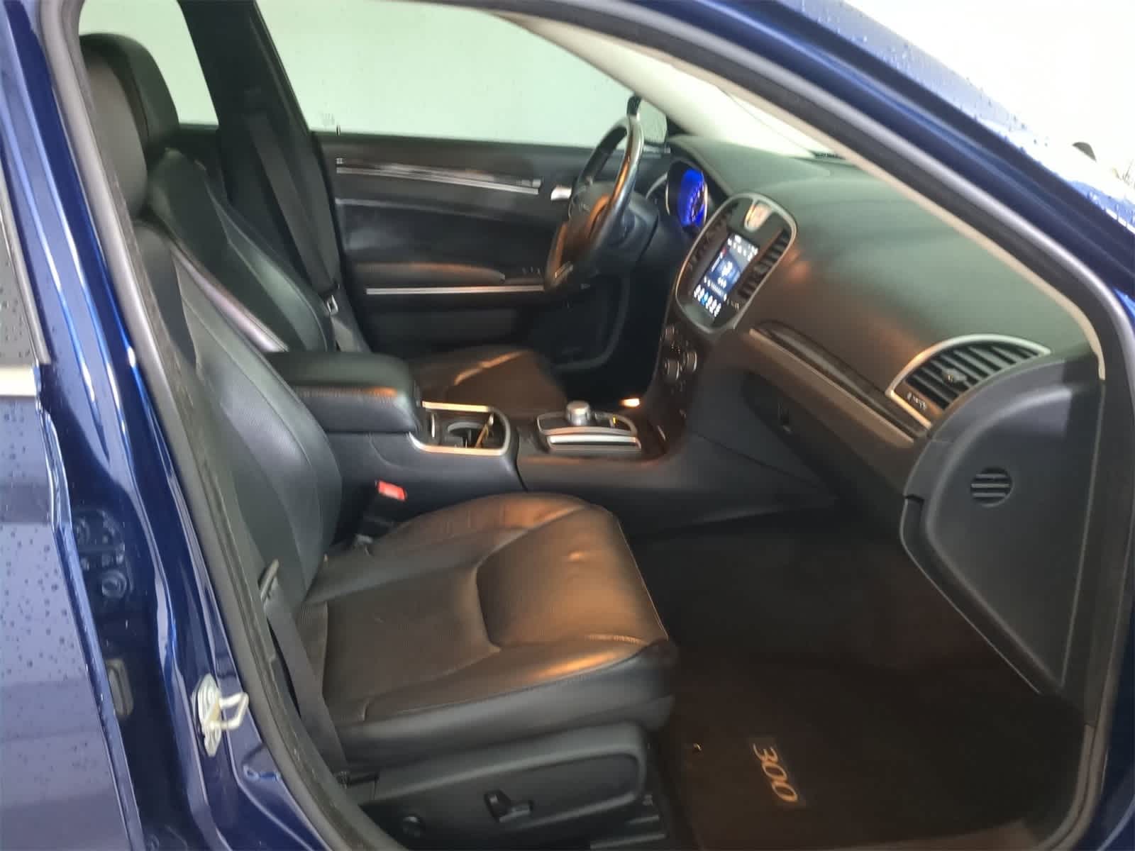 Thumbnail: 2017 Chrysler 300 - 20