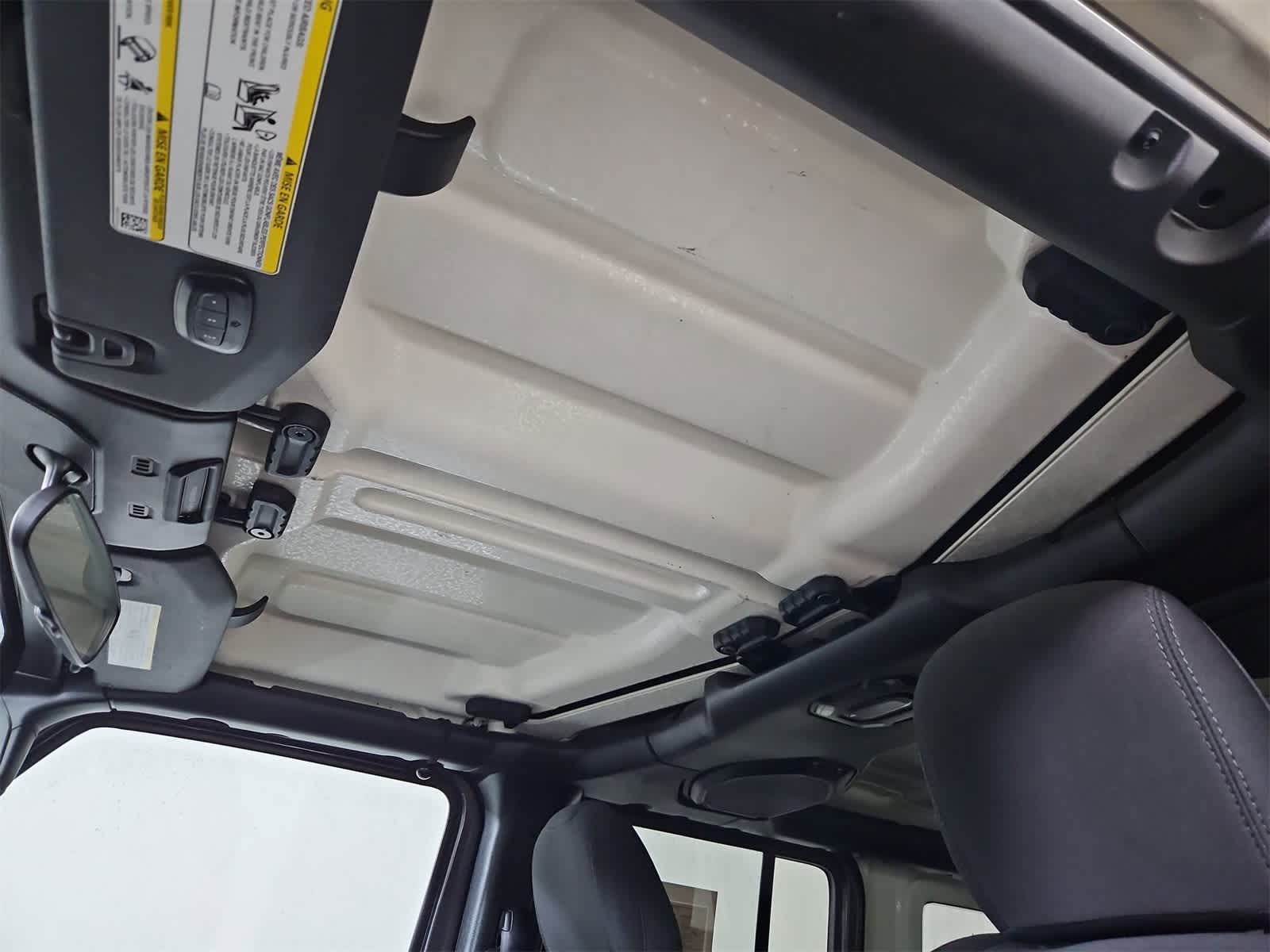 Thumbnail: 2020 Jeep Wrangler - 20