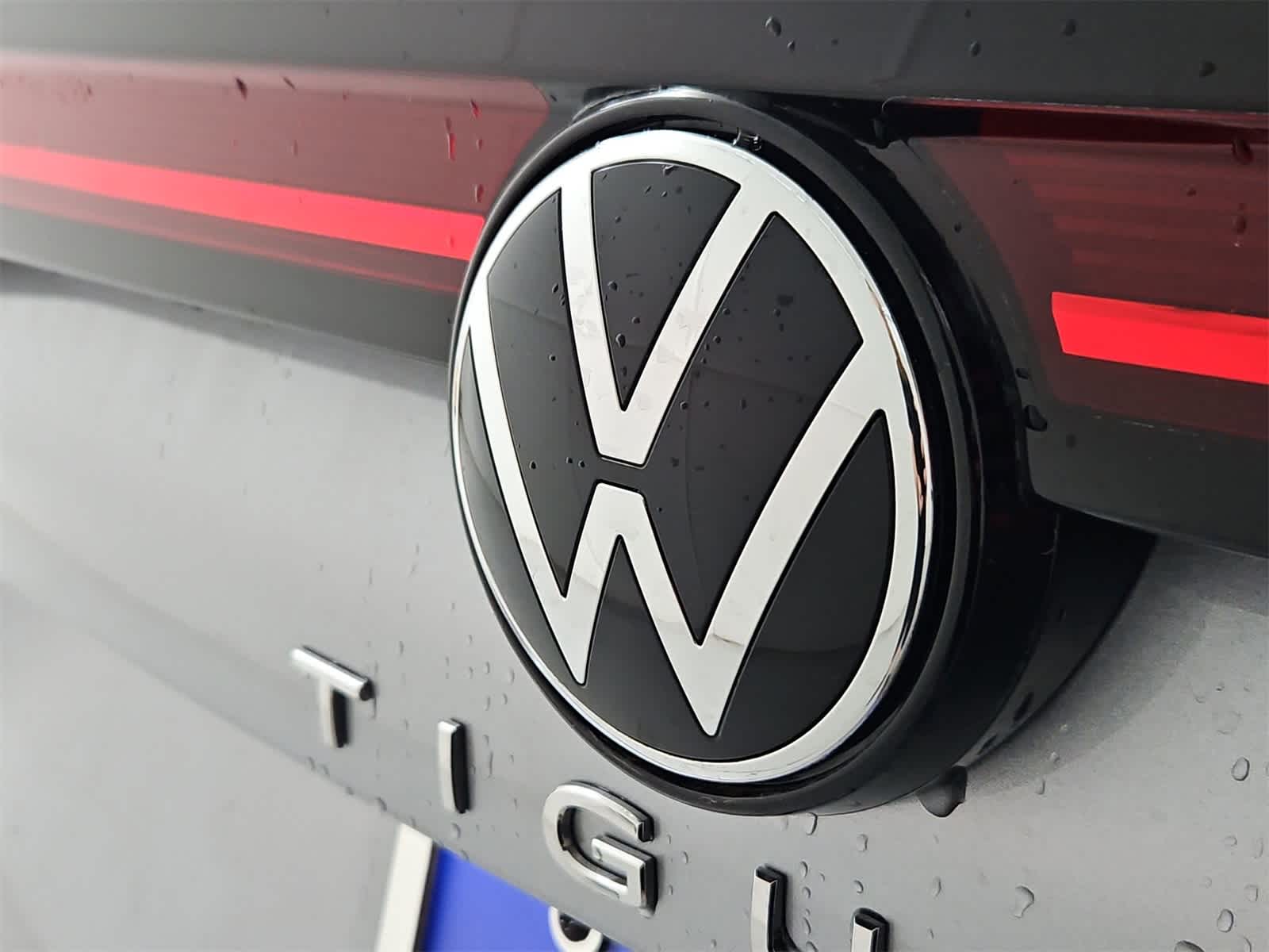 Thumbnail: 2025 Volkswagen Tiguan - 11