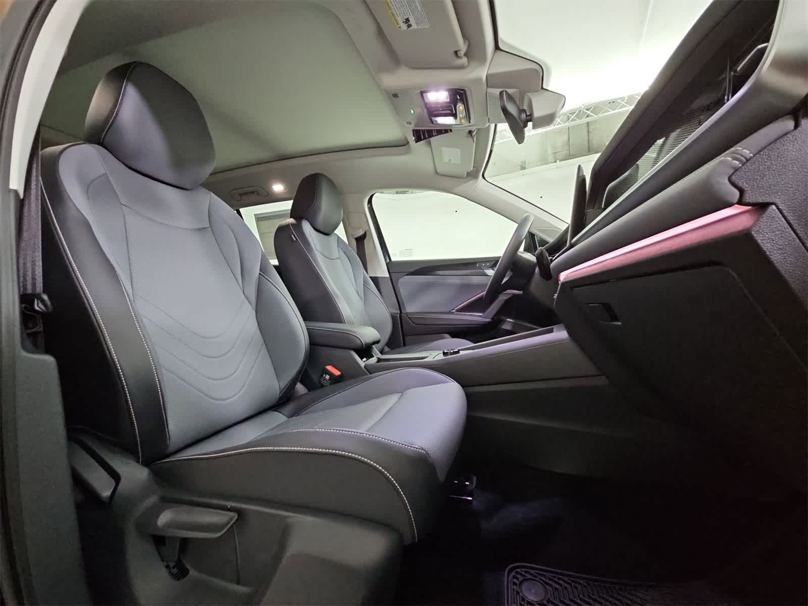 Thumbnail: 2025 Volkswagen Tiguan - 23