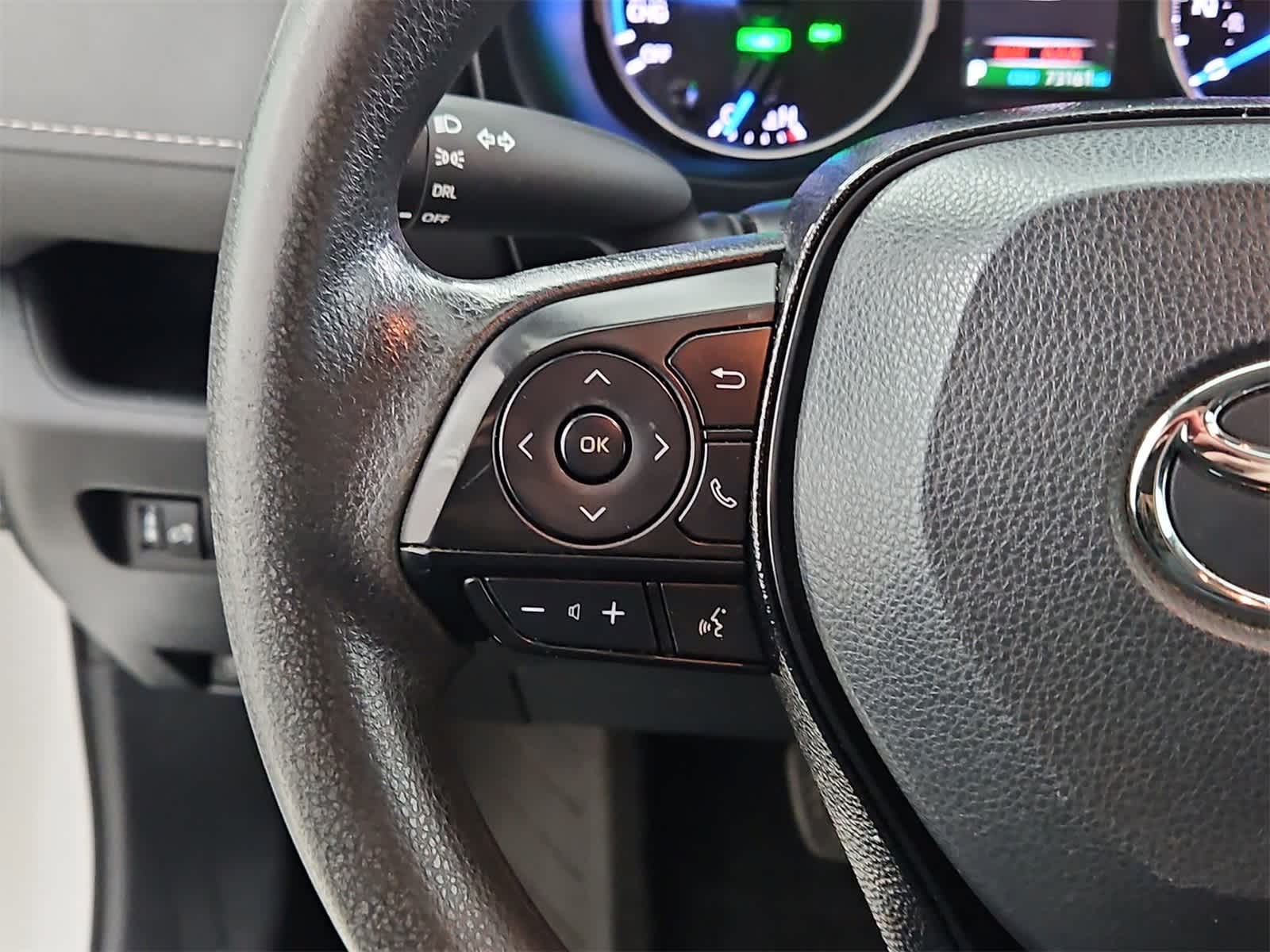 Thumbnail: 2021 Toyota RAV4 - 29