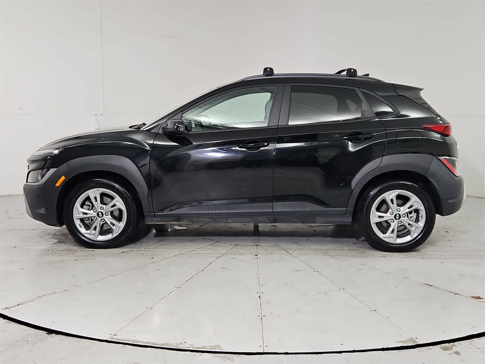 Thumbnail: 2022 Hyundai Kona - 3