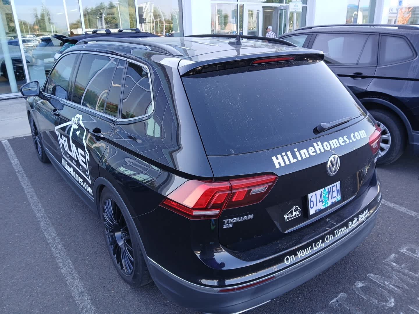 Thumbnail: 2020 Volkswagen Tiguan - 8