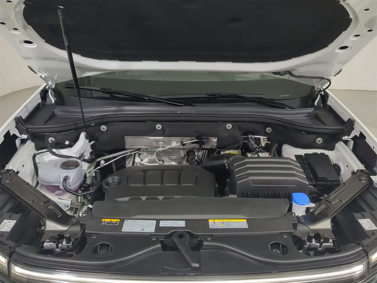 Thumbnail: 2026 Volkswagen Atlas - 14