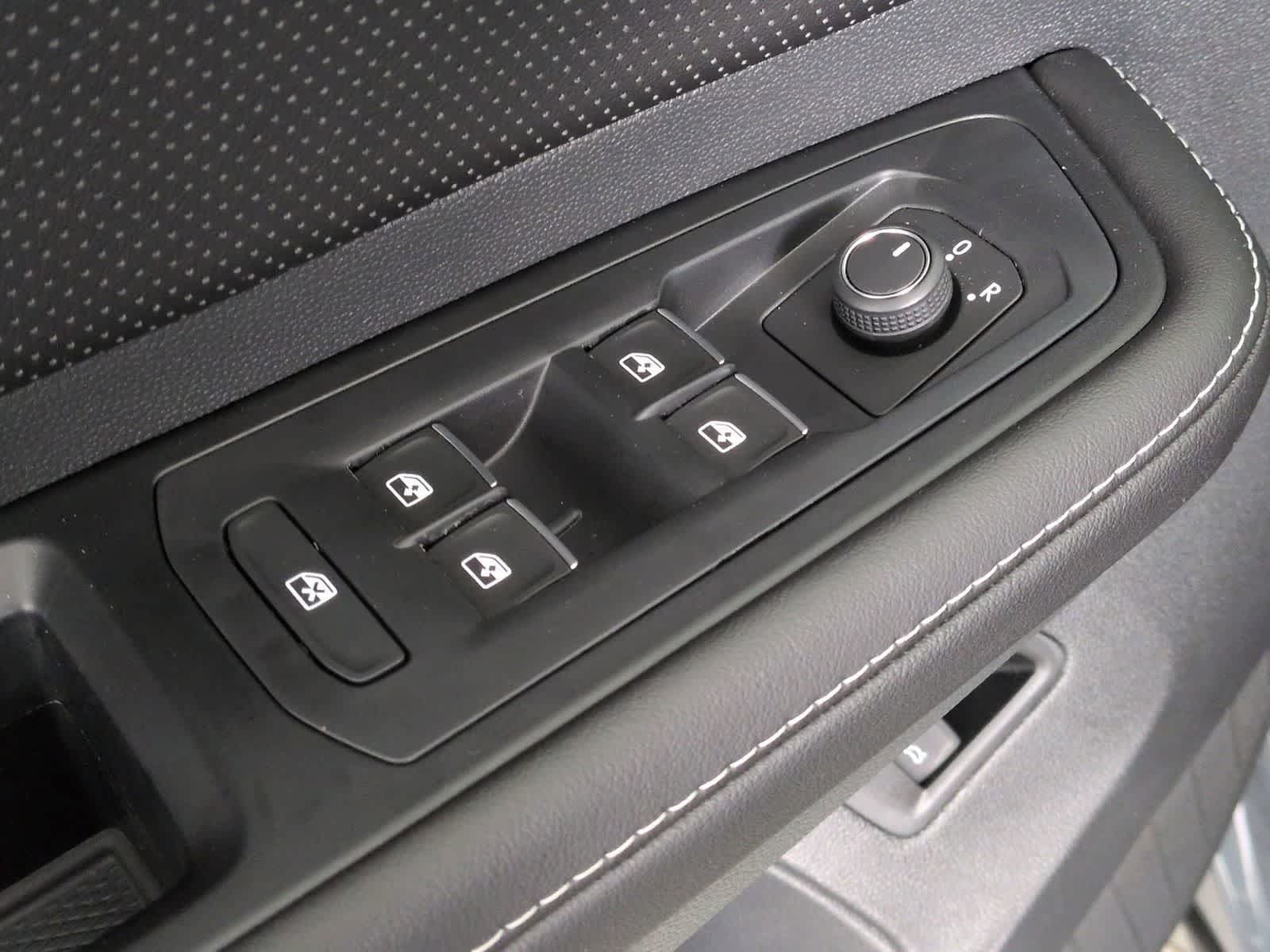 Thumbnail: 2026 Volkswagen Atlas - 17