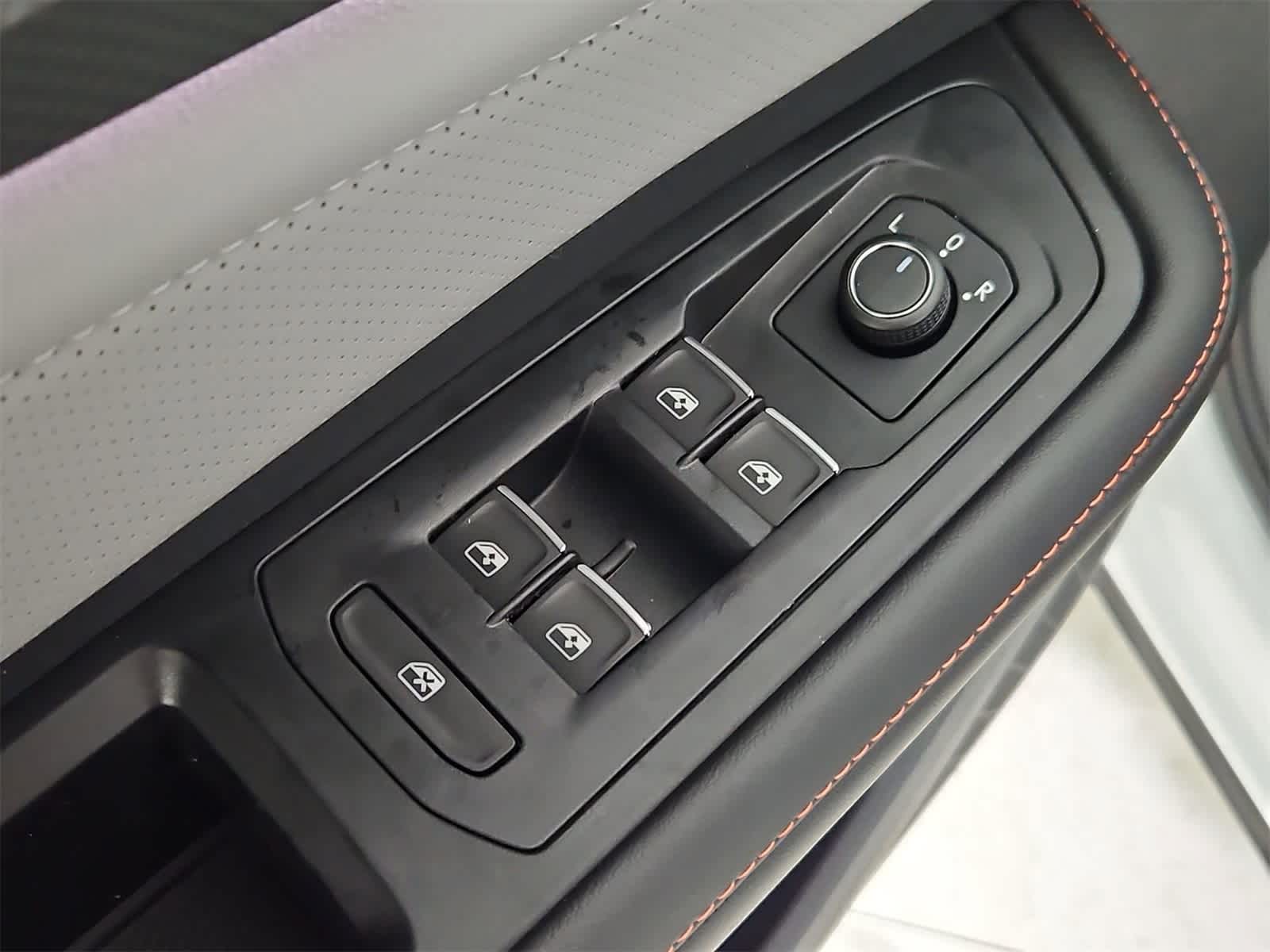 Thumbnail: 2026 Volkswagen Atlas - 17