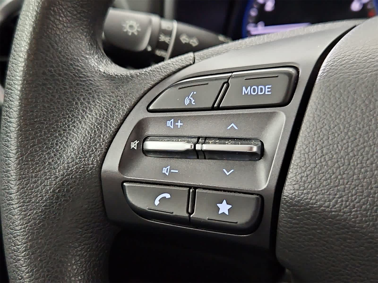 Thumbnail: 2022 Hyundai Kona - 23