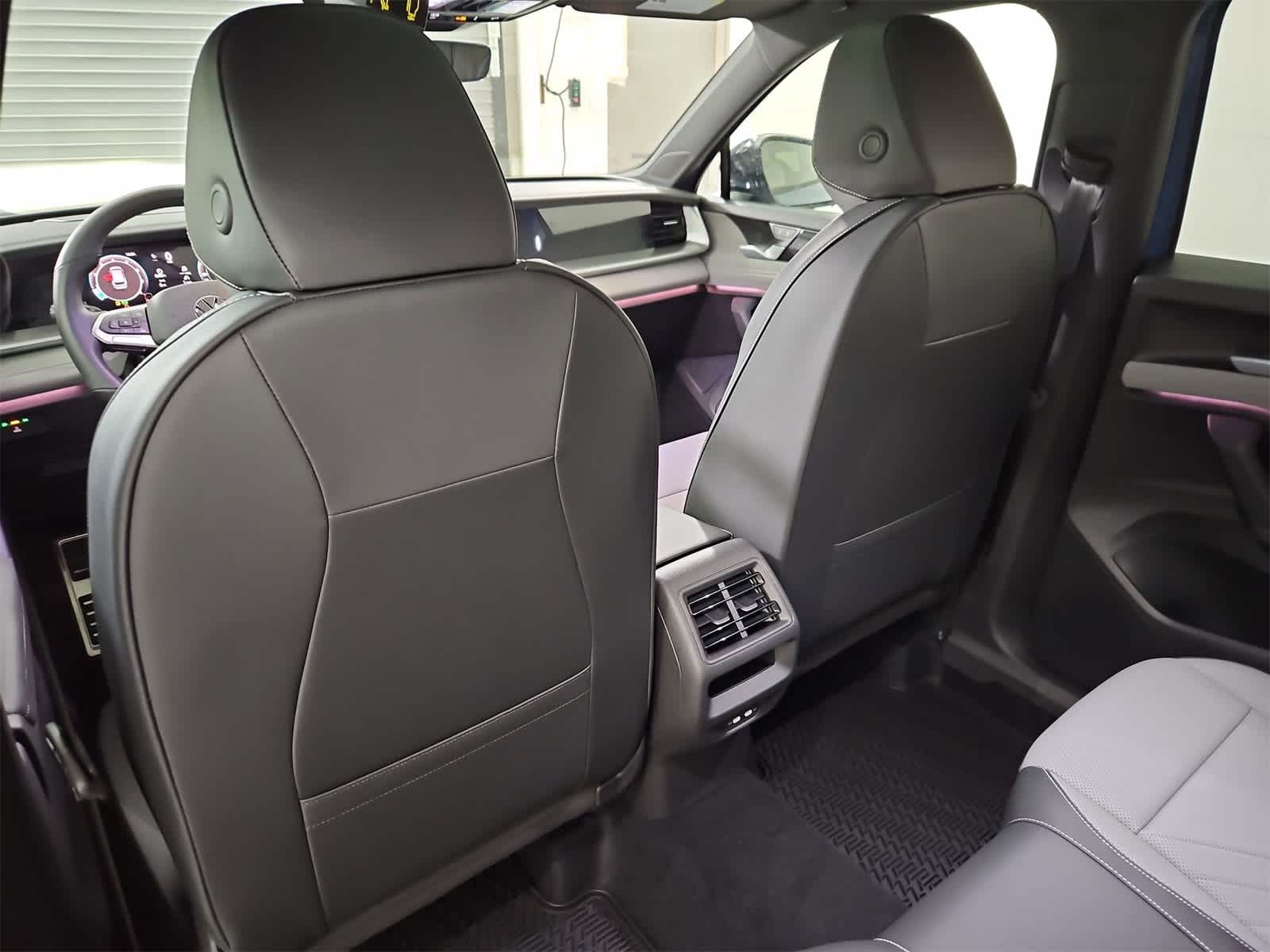 Thumbnail: 2026 Volkswagen Tiguan - 18