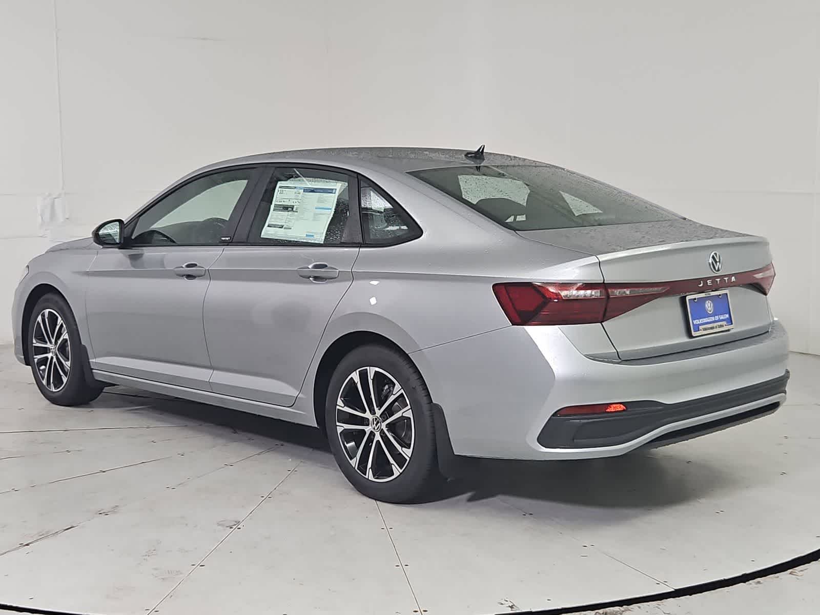 Thumbnail: 2026 Volkswagen Jetta - 4