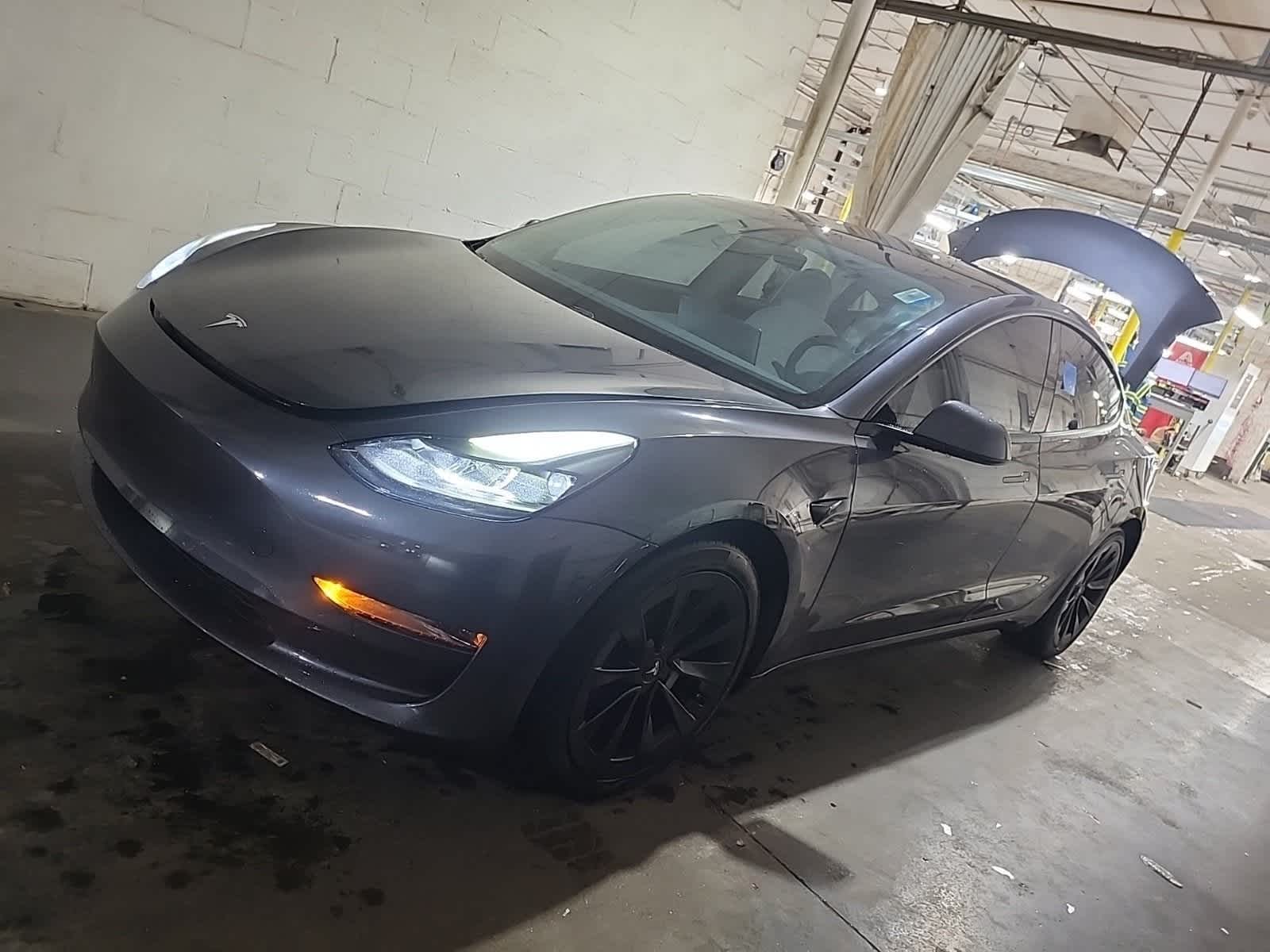 2021 Tesla Model 3 Base's photo