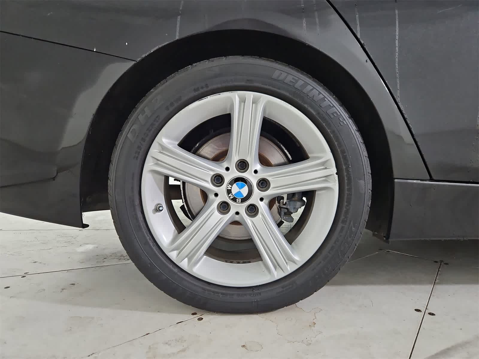 Thumbnail: 2013 BMW 3 Series - 13