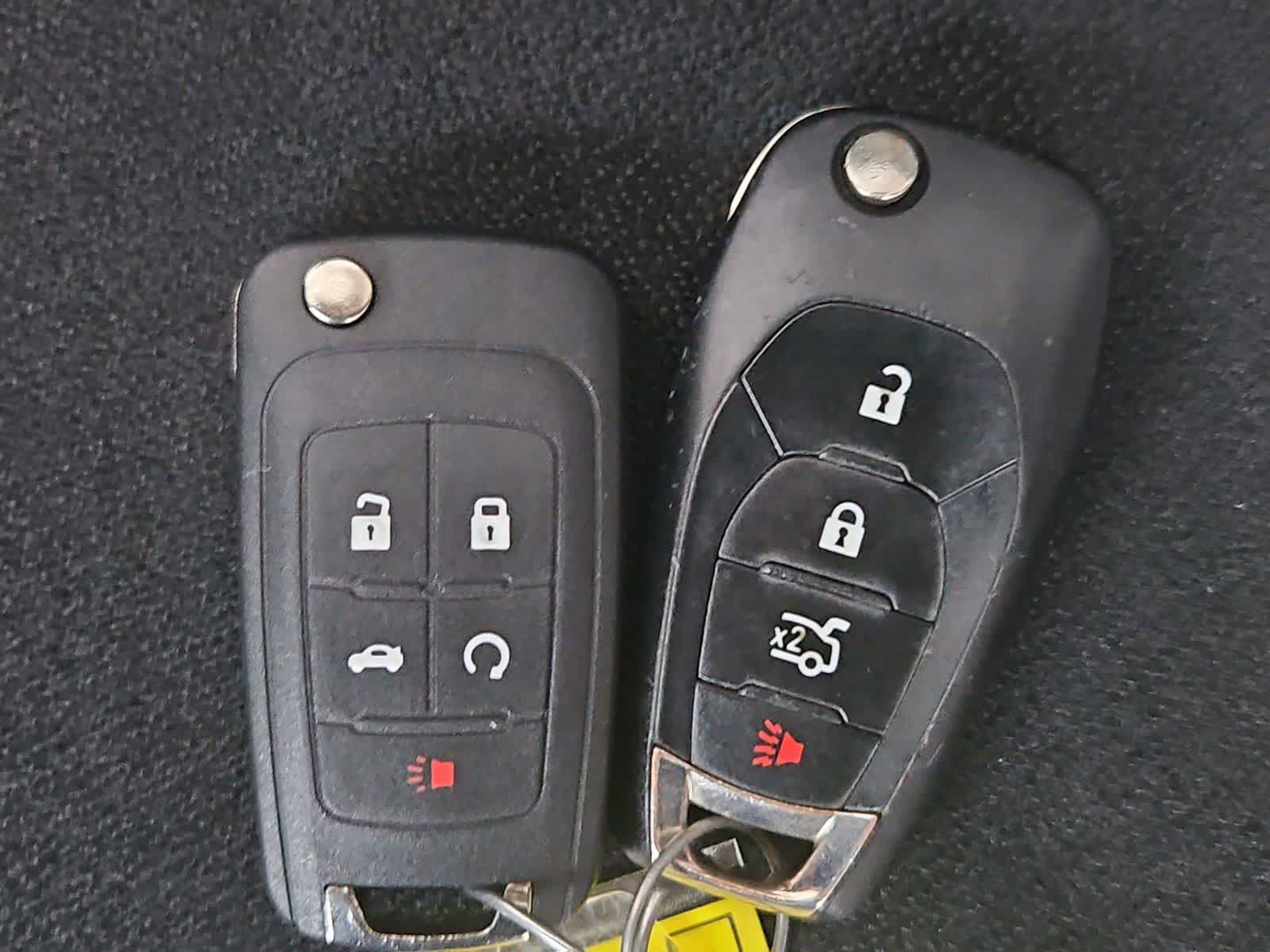 Thumbnail: 2018 Chevrolet Cruze - 33