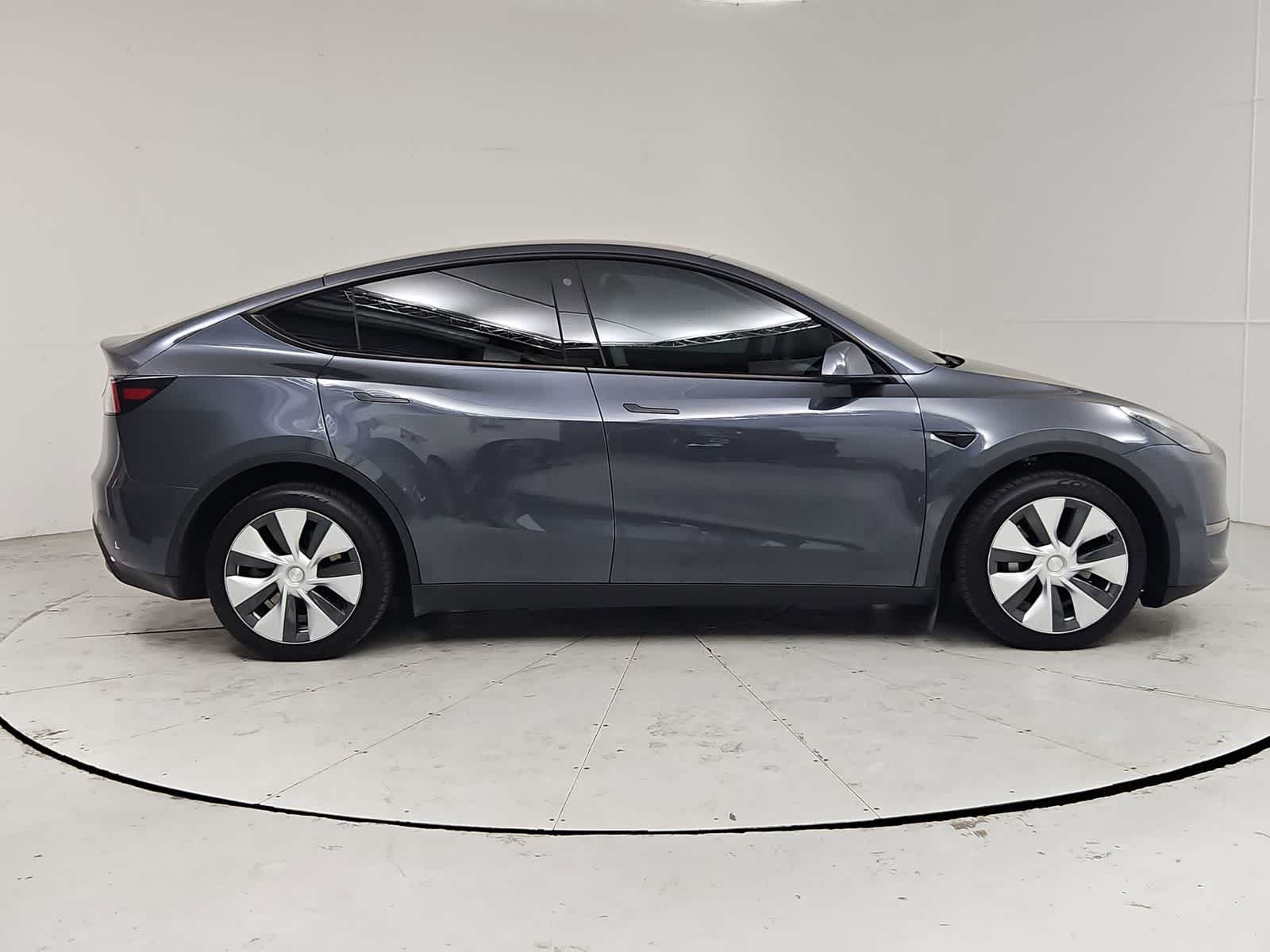 Thumbnail: 2022 Tesla Model Y - 7