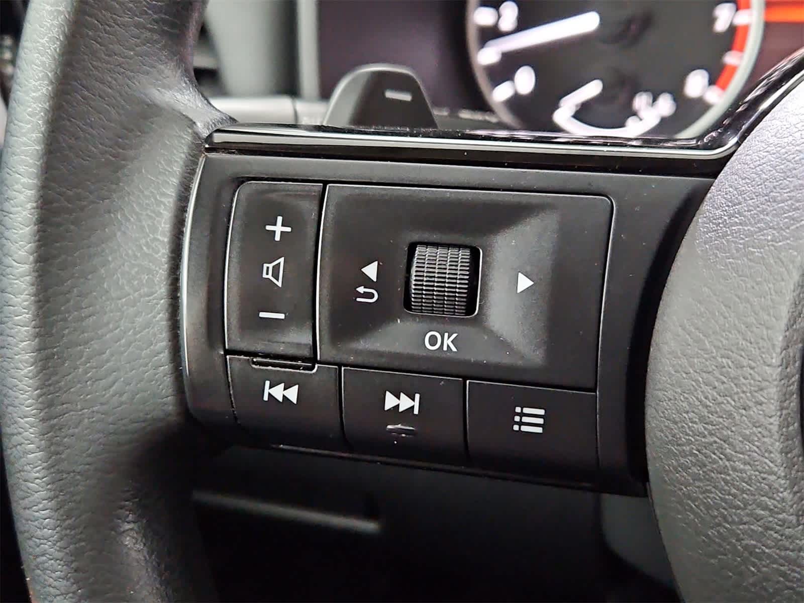 Thumbnail: 2021 Nissan Rogue - 23