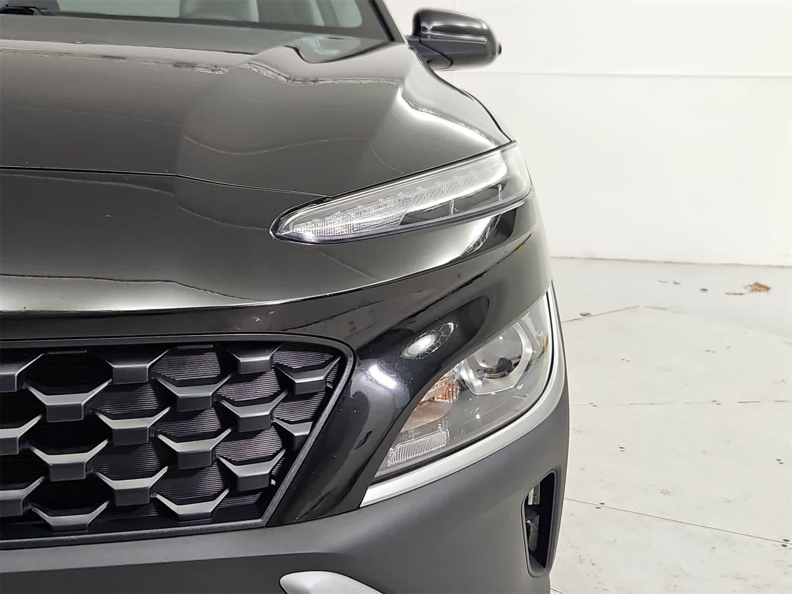 Thumbnail: 2022 Hyundai Kona - 10