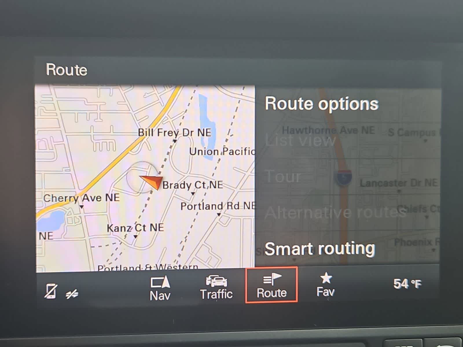 Thumbnail: 2017 Porsche Macan - 30