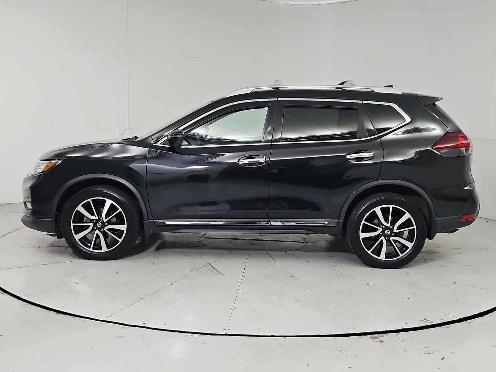 Thumbnail: 2020 Nissan Rogue - 3