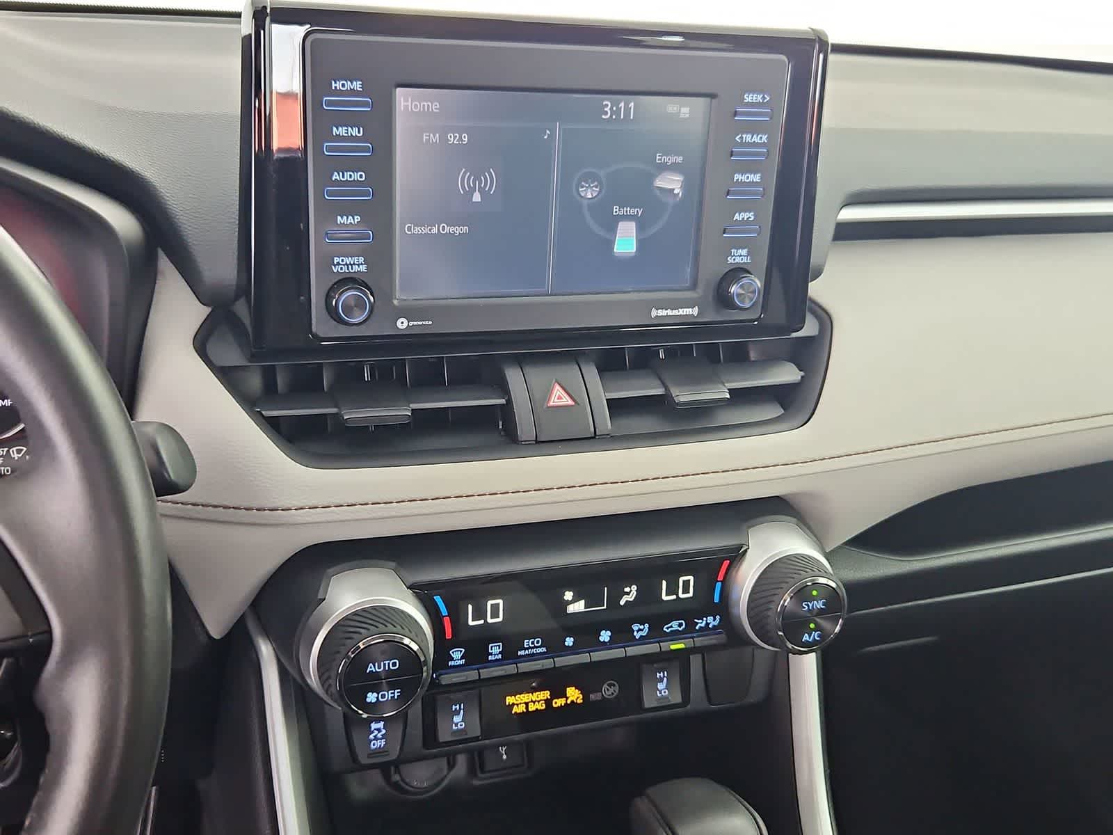 Thumbnail: 2020 Toyota RAV4 - 28