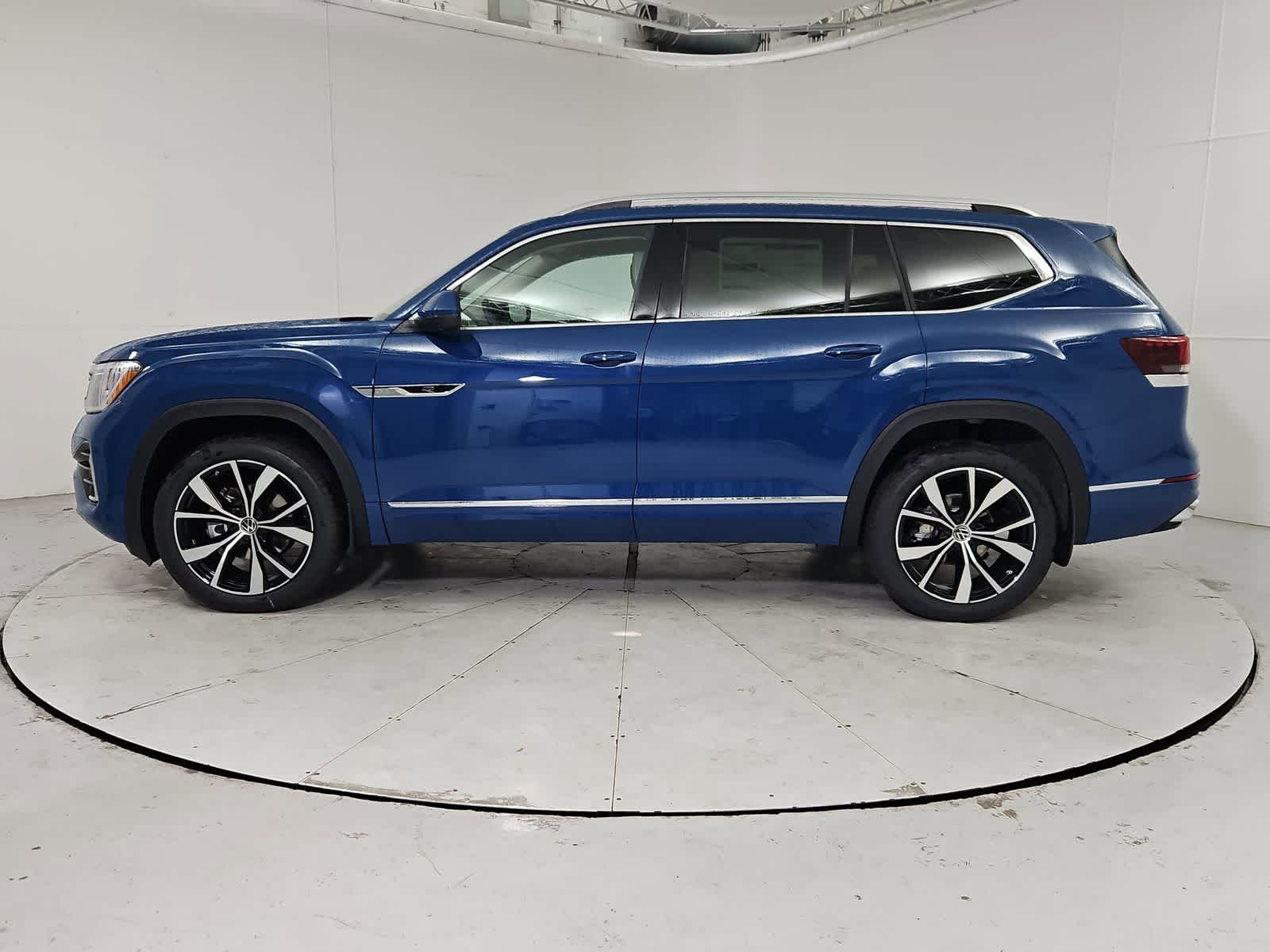 Thumbnail: 2026 Volkswagen Atlas - 3