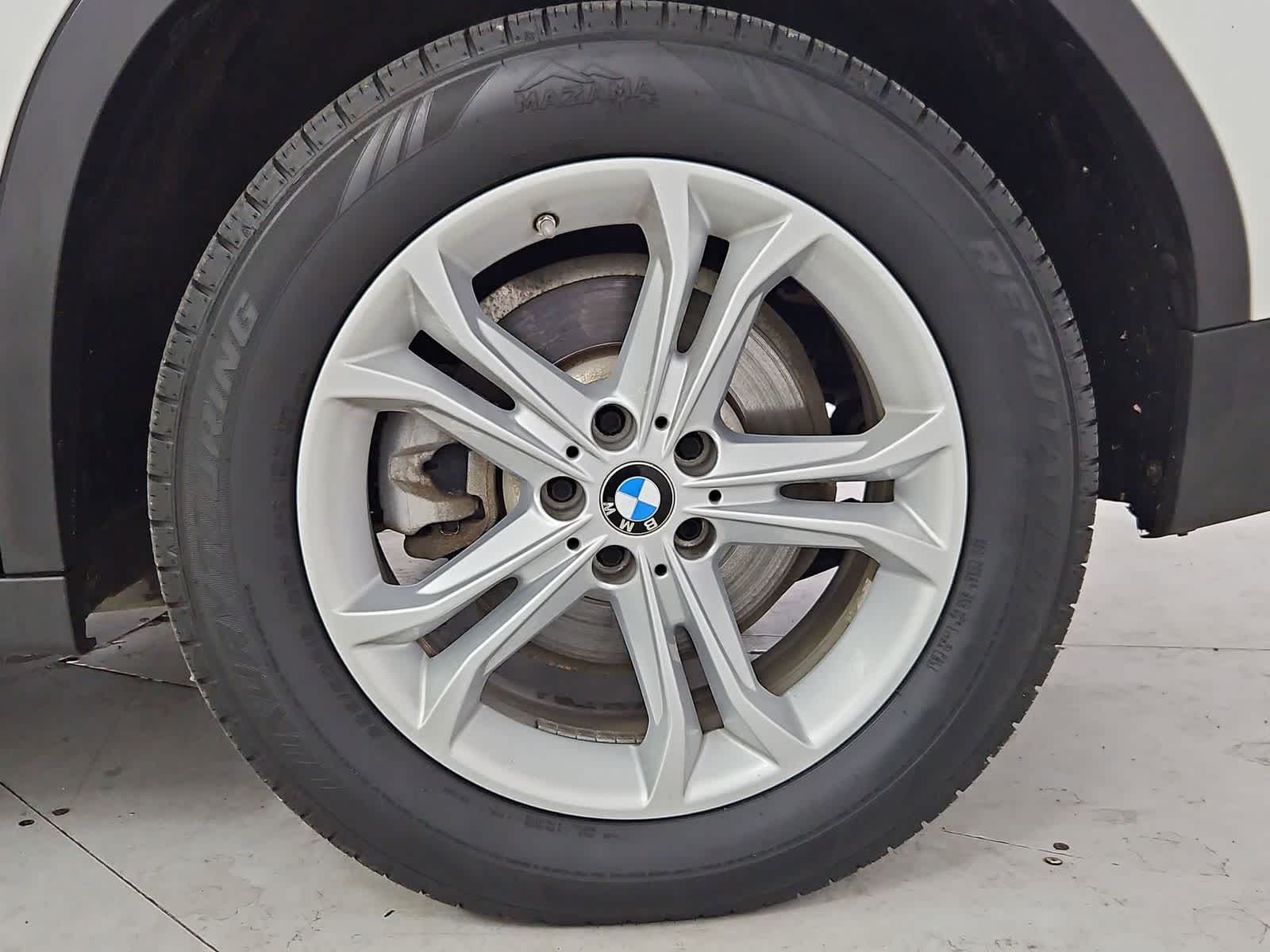 Thumbnail: 2019 BMW X3 - 13