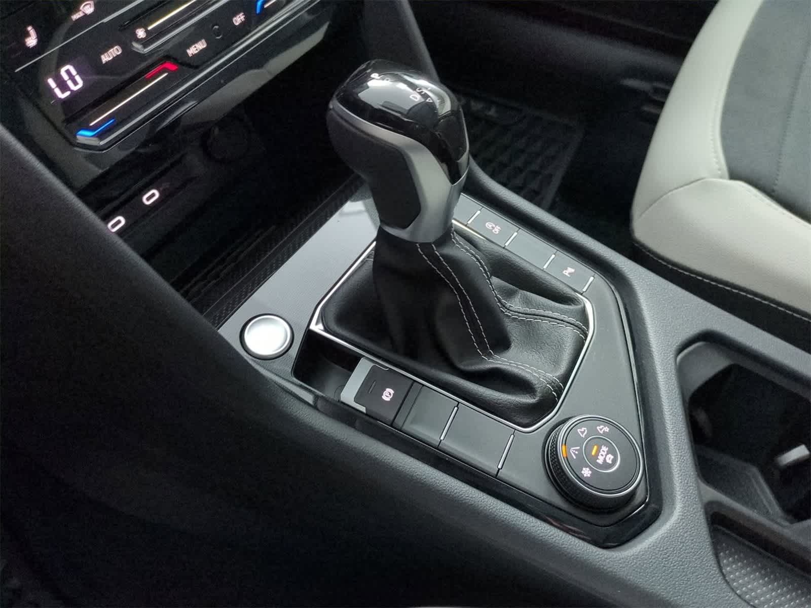 Thumbnail: 2025 Volkswagen Taos - 33