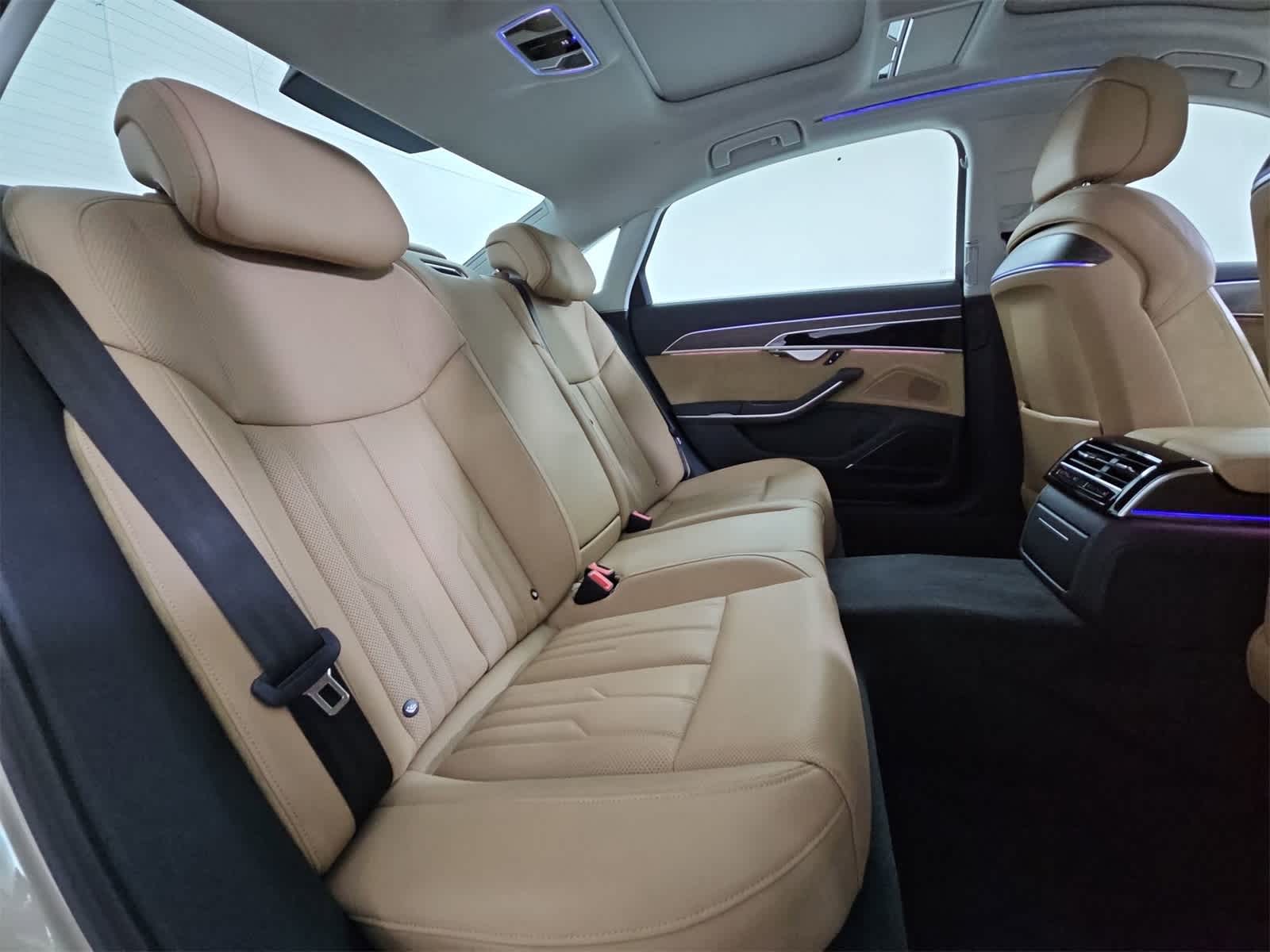 Thumbnail: 2020 Audi A8 - 21