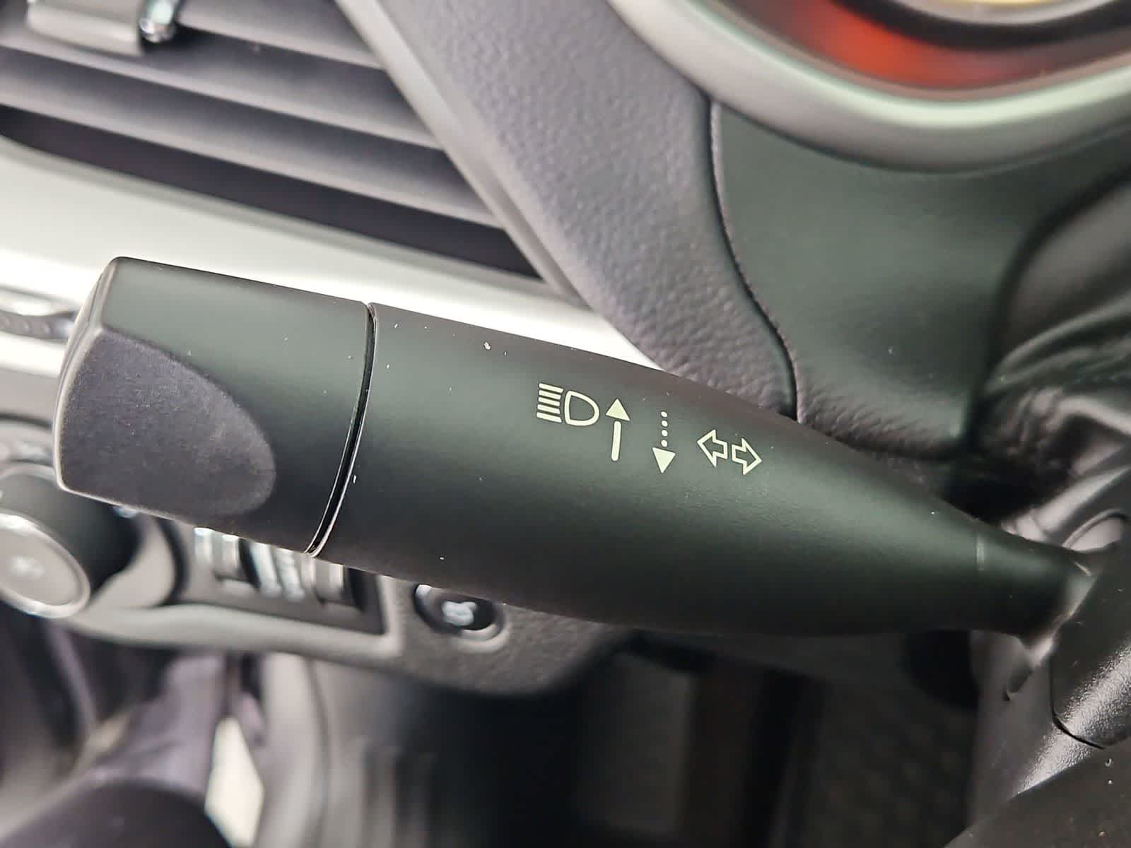 Thumbnail: 2018 Jeep Cherokee - 26