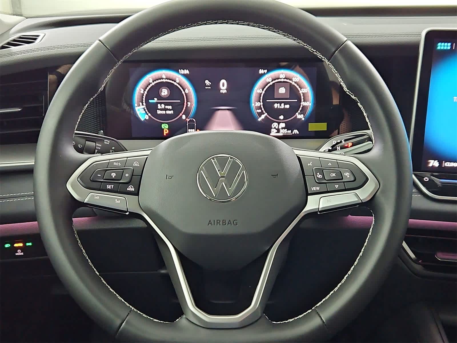 Thumbnail: 2025 Volkswagen Tiguan - 24