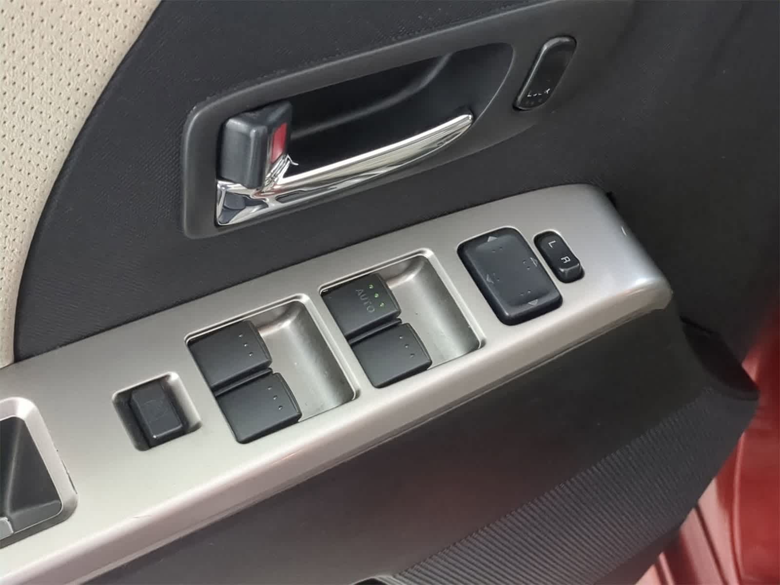 Thumbnail: 2009 Mazda Mazda5 - 16