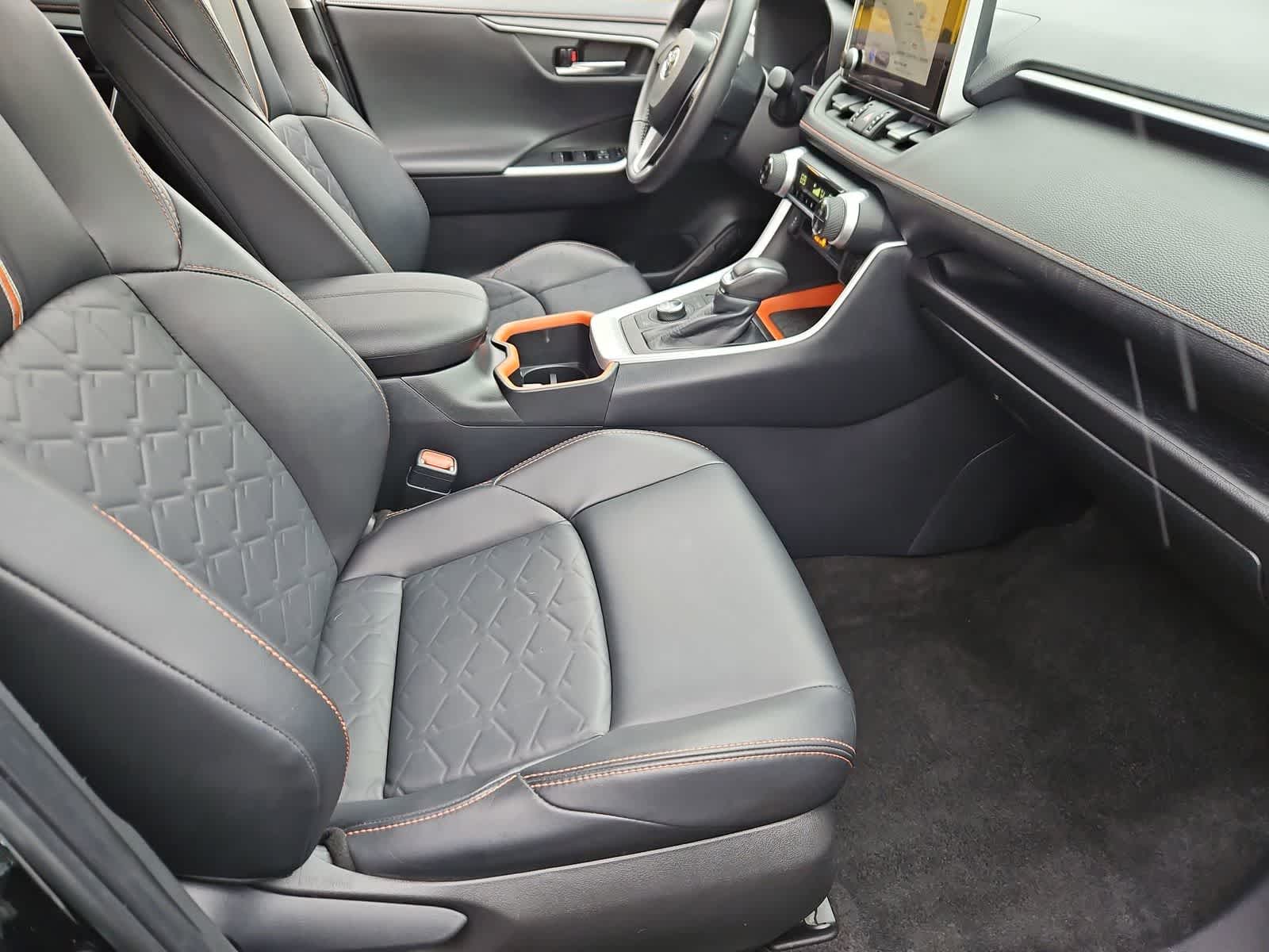 Thumbnail: 2024 Toyota RAV4 - 21