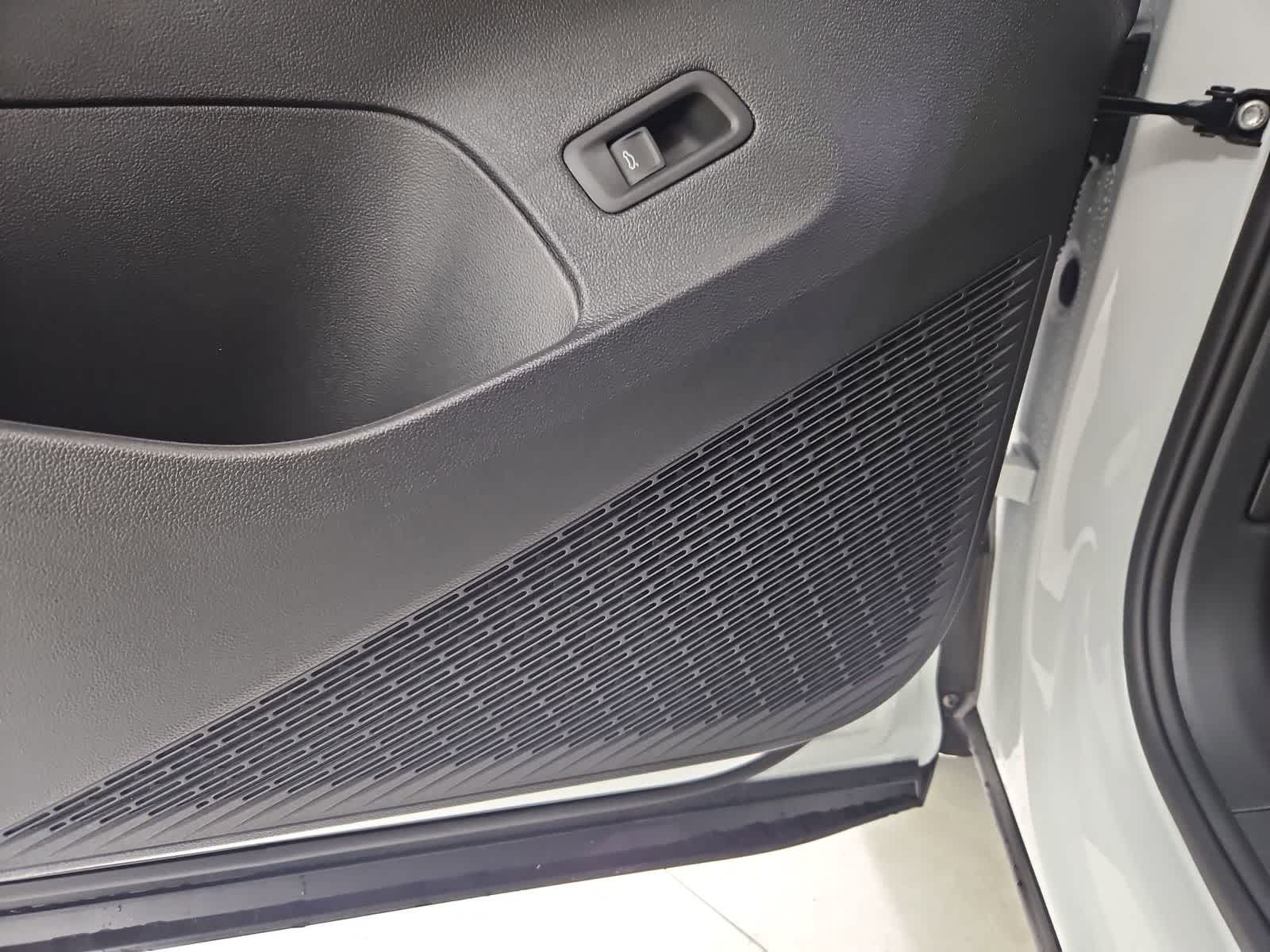 Thumbnail: 2026 Volkswagen Atlas - 32