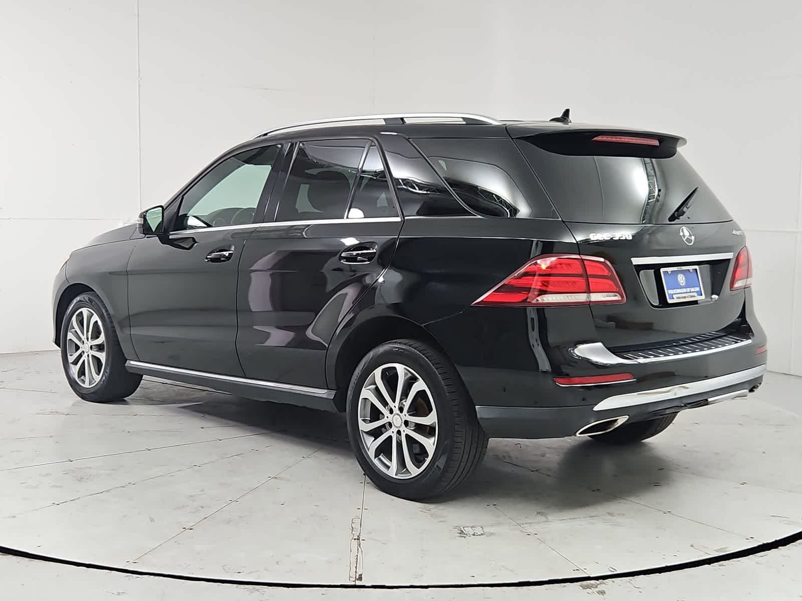 Thumbnail: 2016 Mercedes-Benz GLE - 3