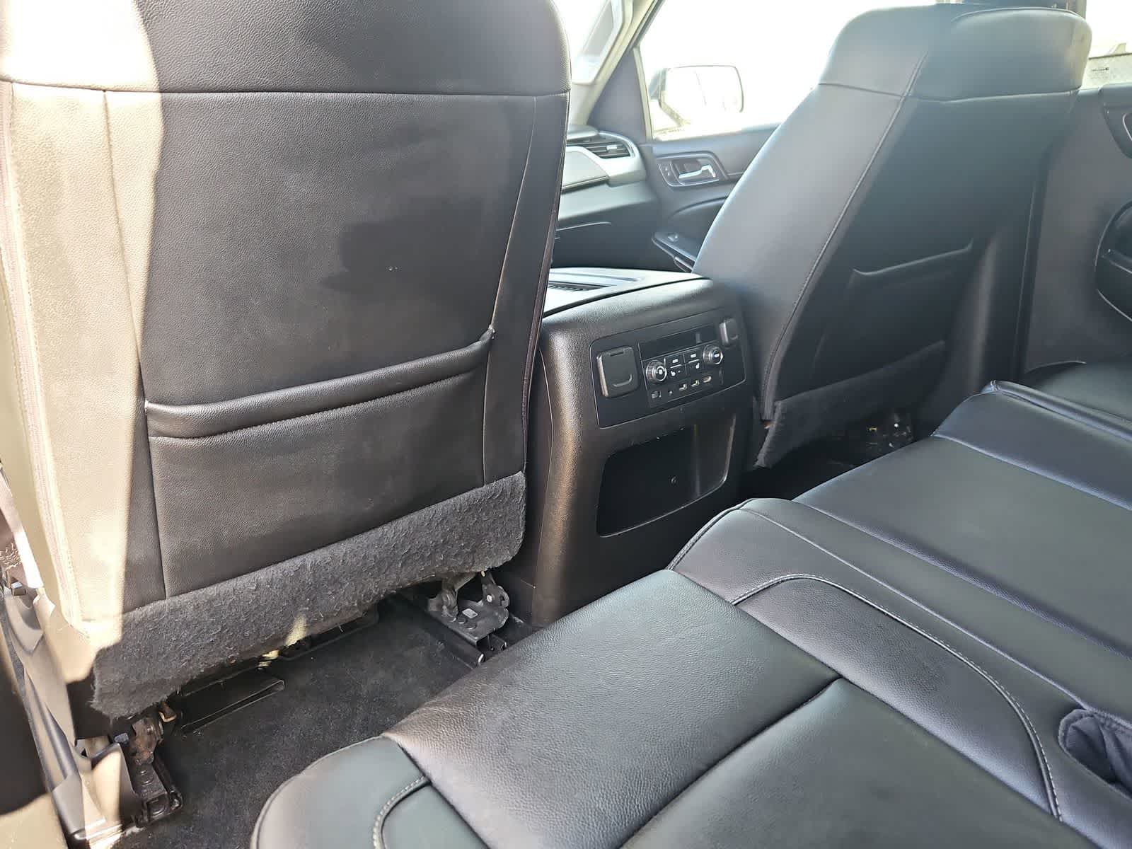 Thumbnail: 2017 Chevrolet Tahoe - 18