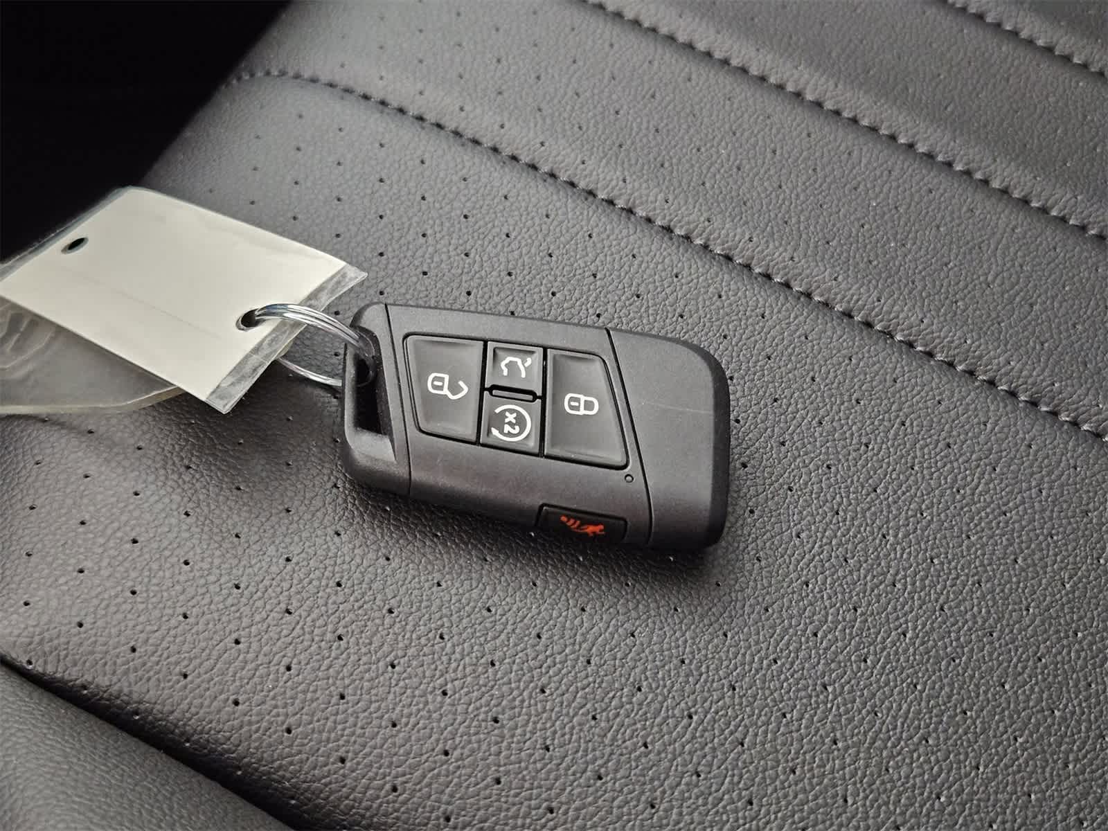 Thumbnail: 2024 Volkswagen Tiguan - 31