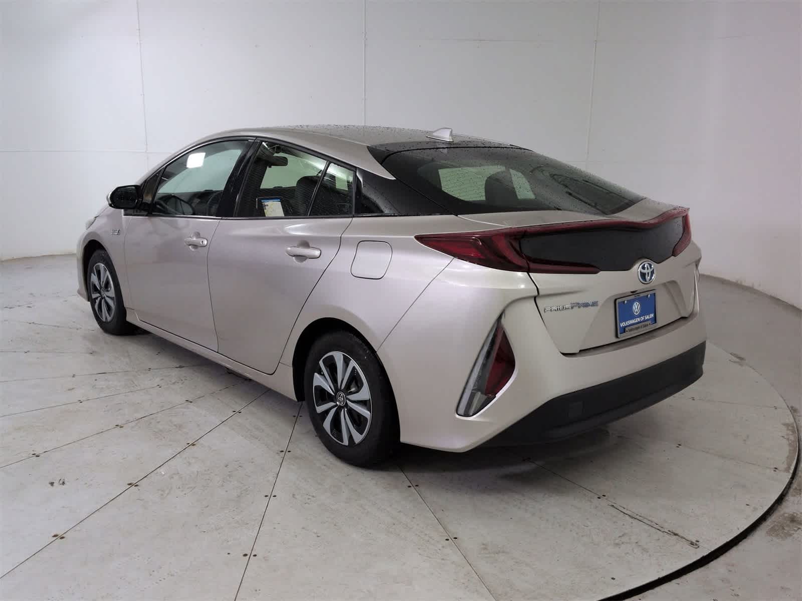 Thumbnail: 2019 Toyota Prius Prime - 4