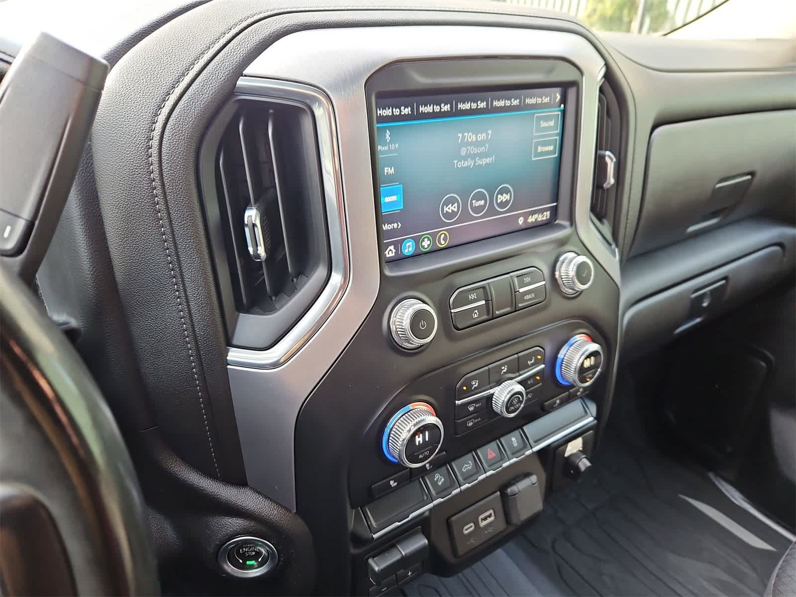 Thumbnail: 2023 GMC Sierra 3500 - 27