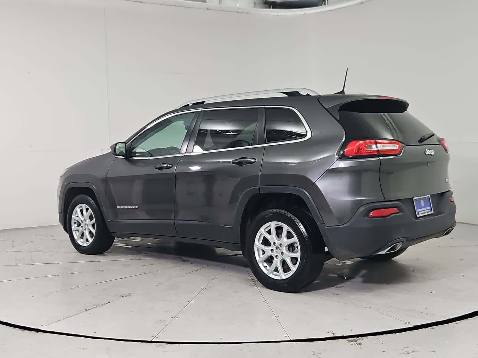 Thumbnail: 2018 Jeep Cherokee - 4