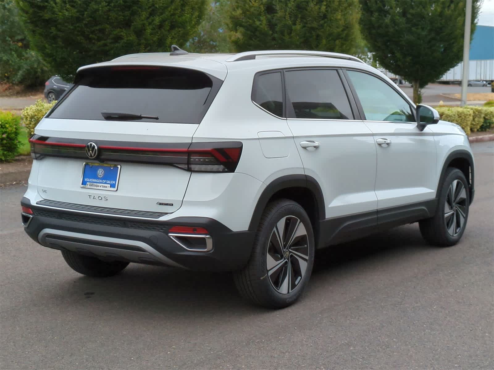 Thumbnail: 2025 Volkswagen Taos - 6