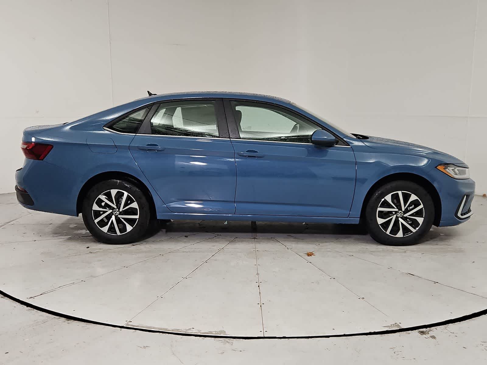 Thumbnail: 2025 Volkswagen Jetta - 7