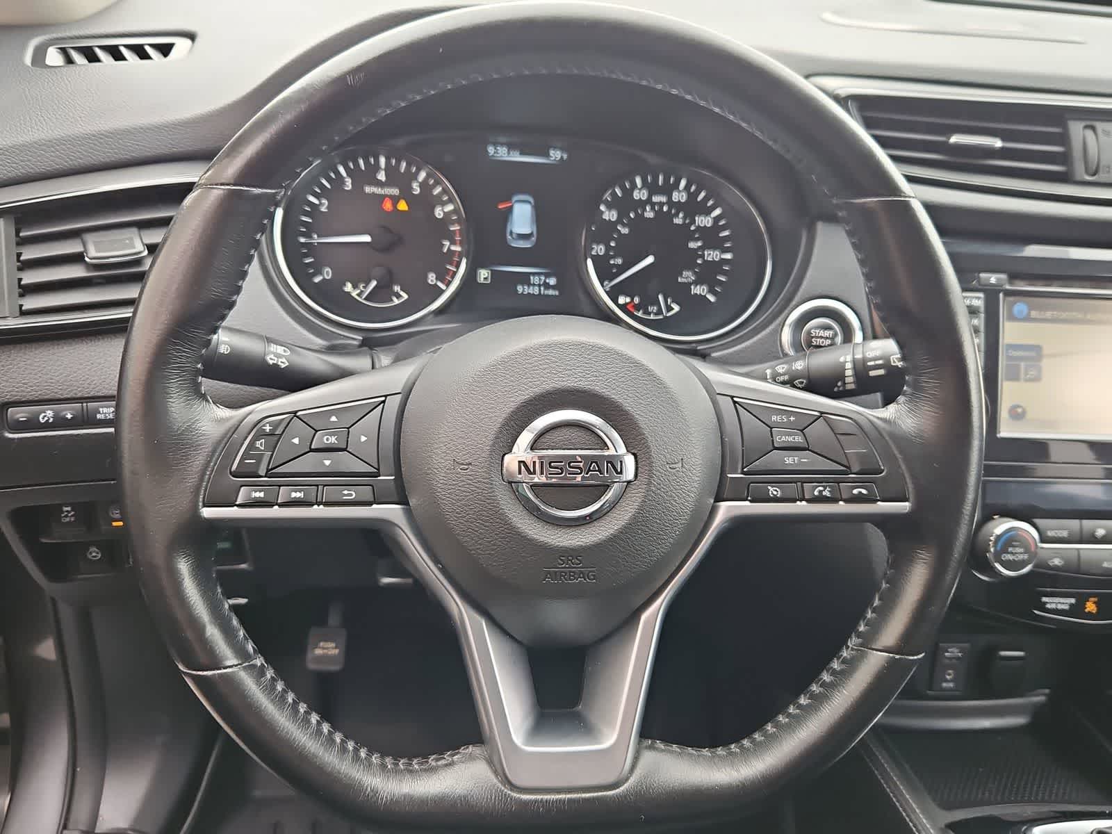 Thumbnail: 2017 Nissan Rogue - 22