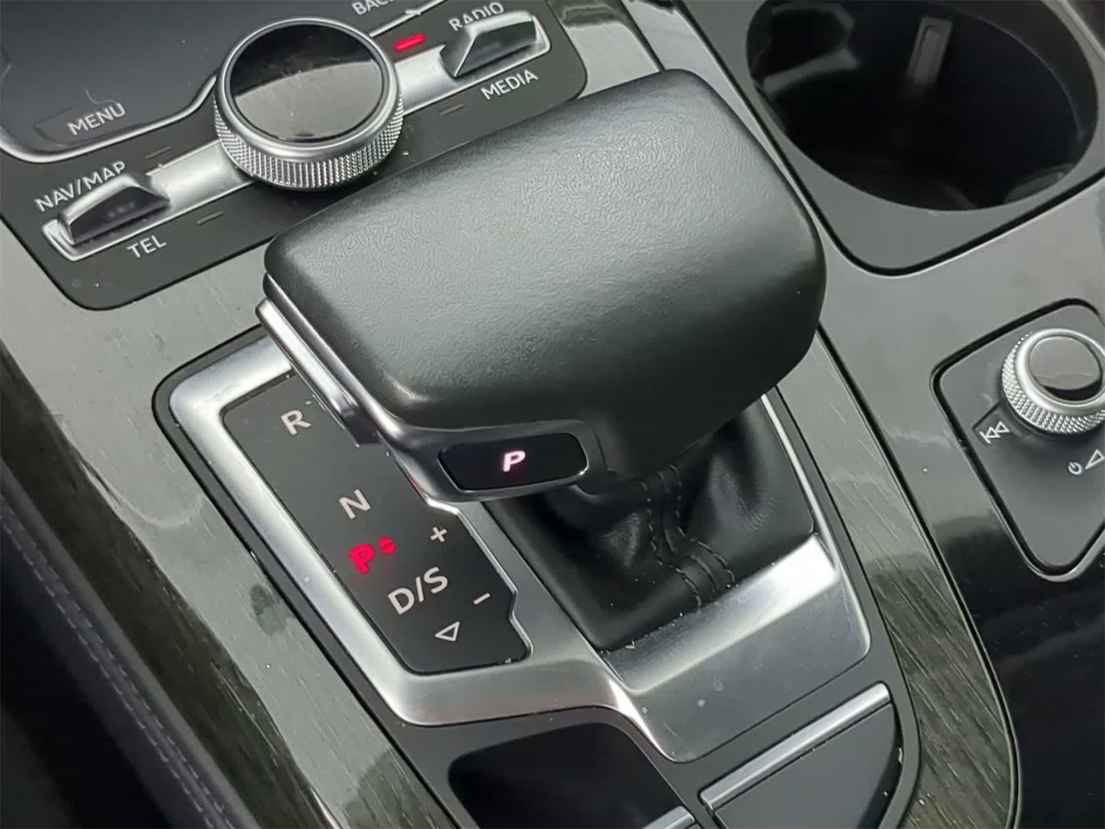 Thumbnail: 2018 Audi Q7 - 33