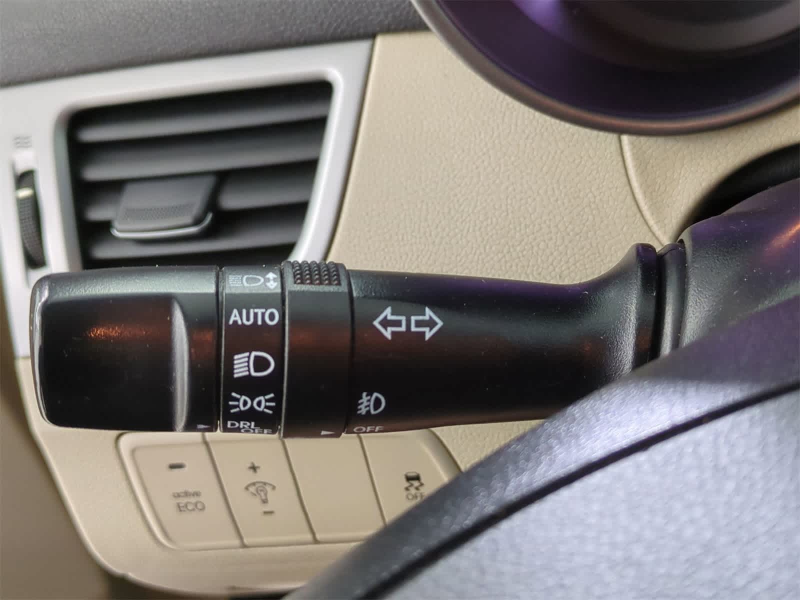 Thumbnail: 2014 Hyundai Elantra - 26