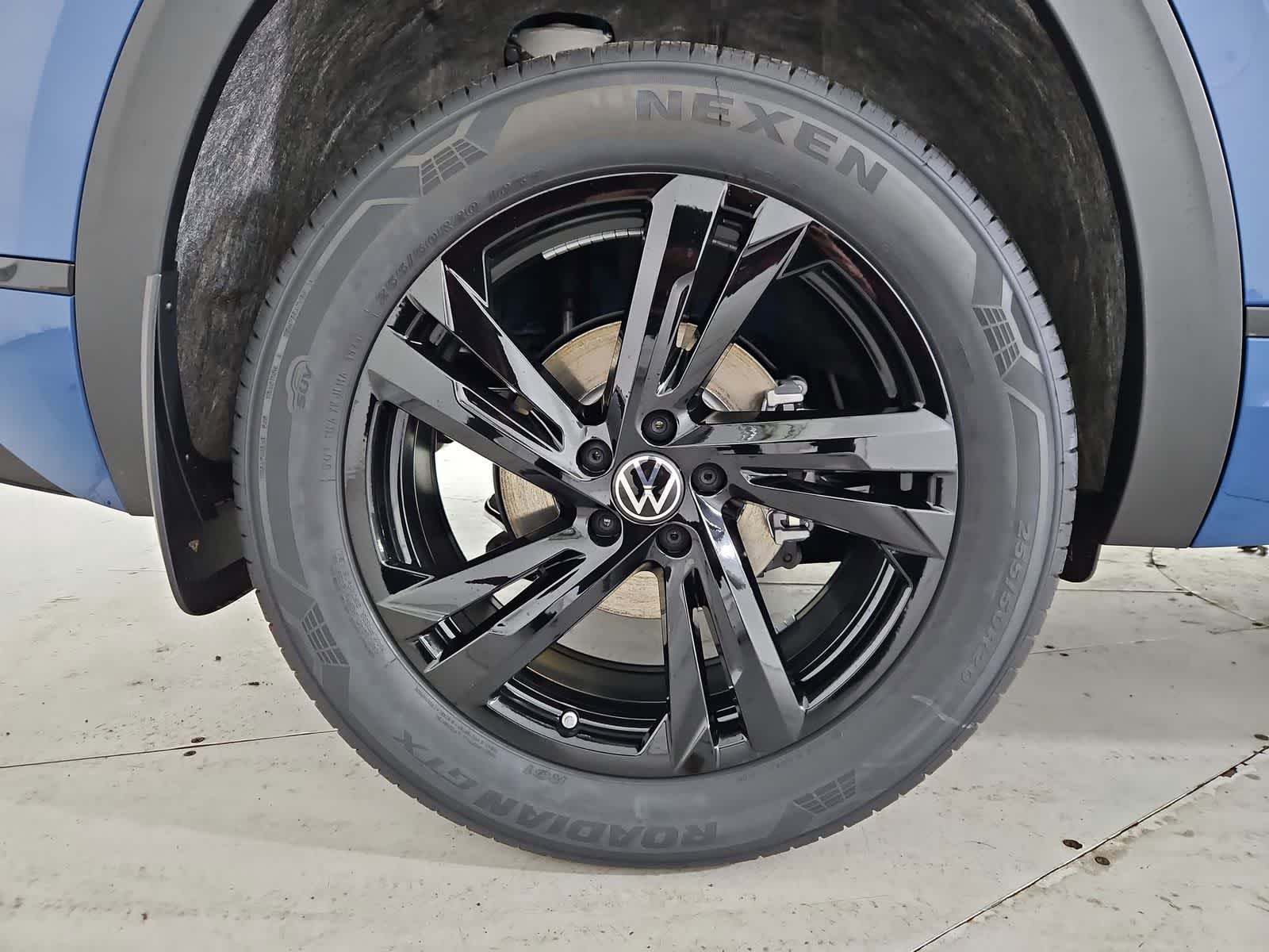 Thumbnail: 2026 Volkswagen Atlas - 13