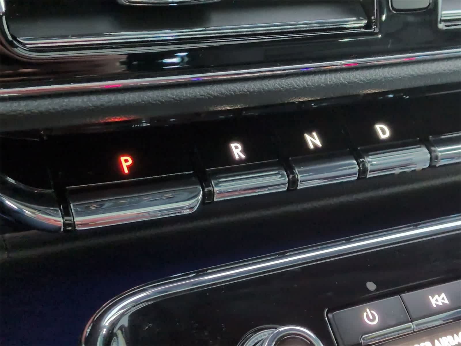 Thumbnail: 2023 Lincoln Navigator - 32